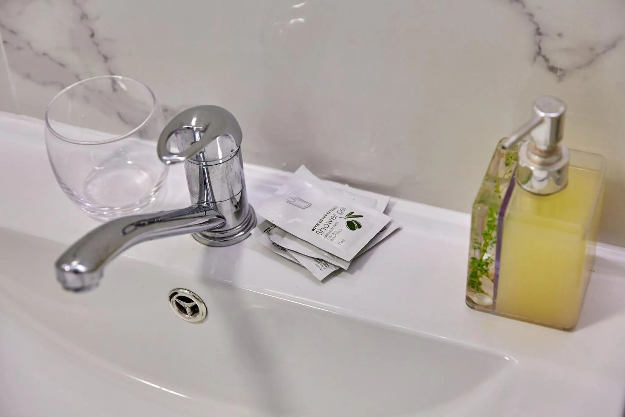 Bathroom in Apartamente by R S
