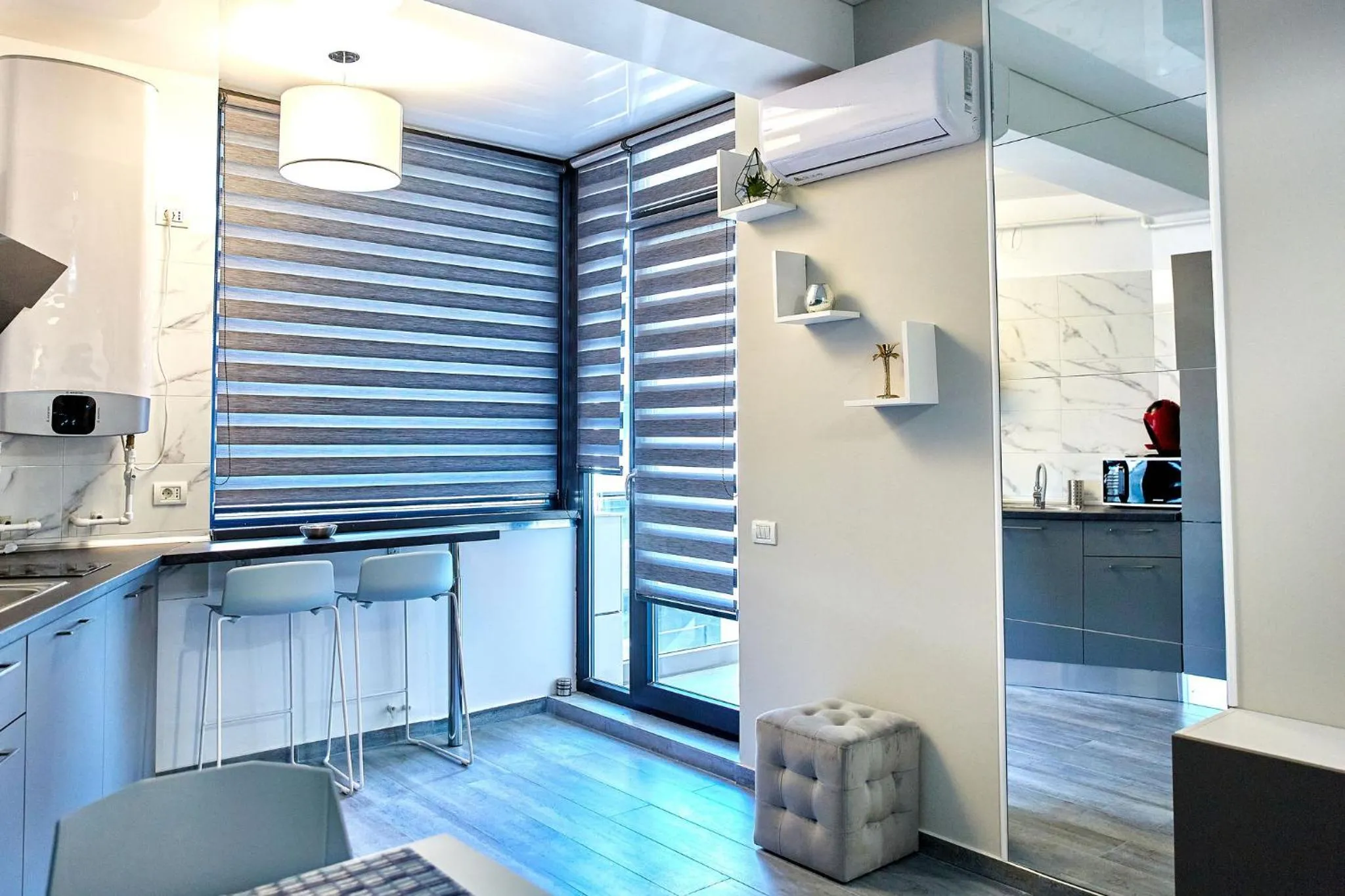 Kitchen or kitchenette in Apartamente by R S