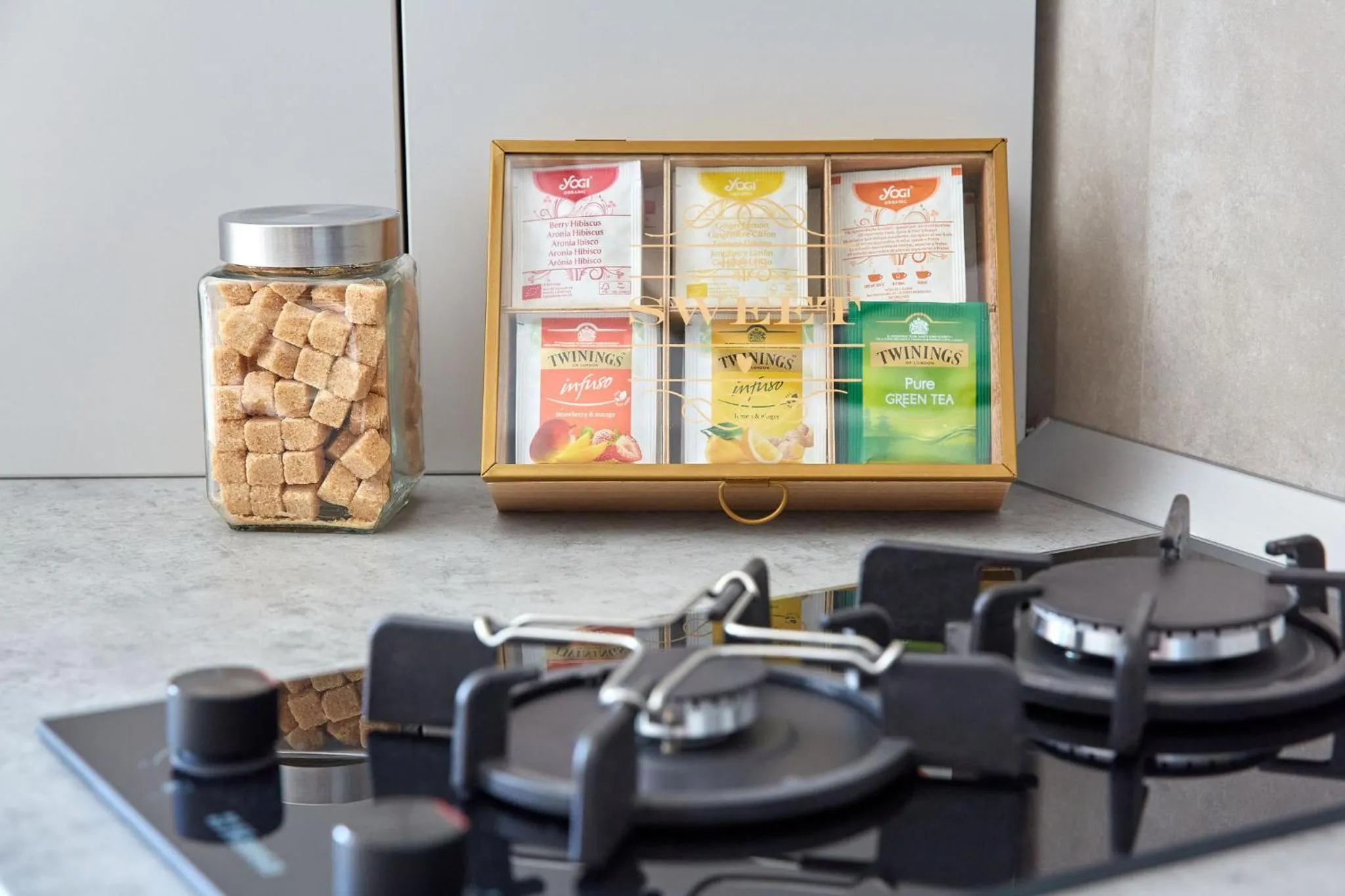 Kitchen or kitchenette in Apartamente by R S