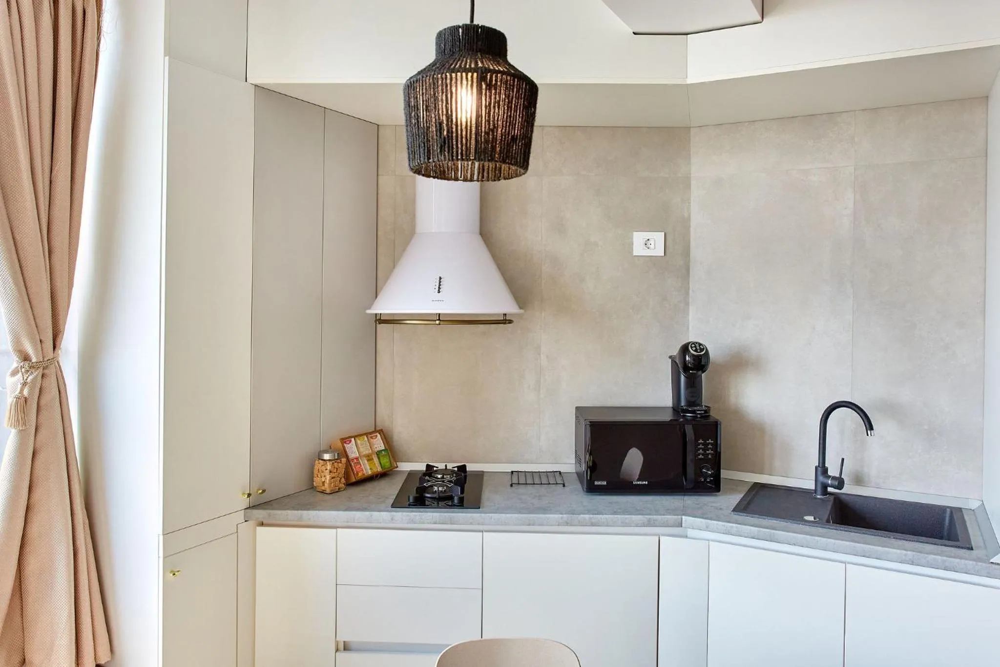 Kitchen or kitchenette in Apartamente by R S