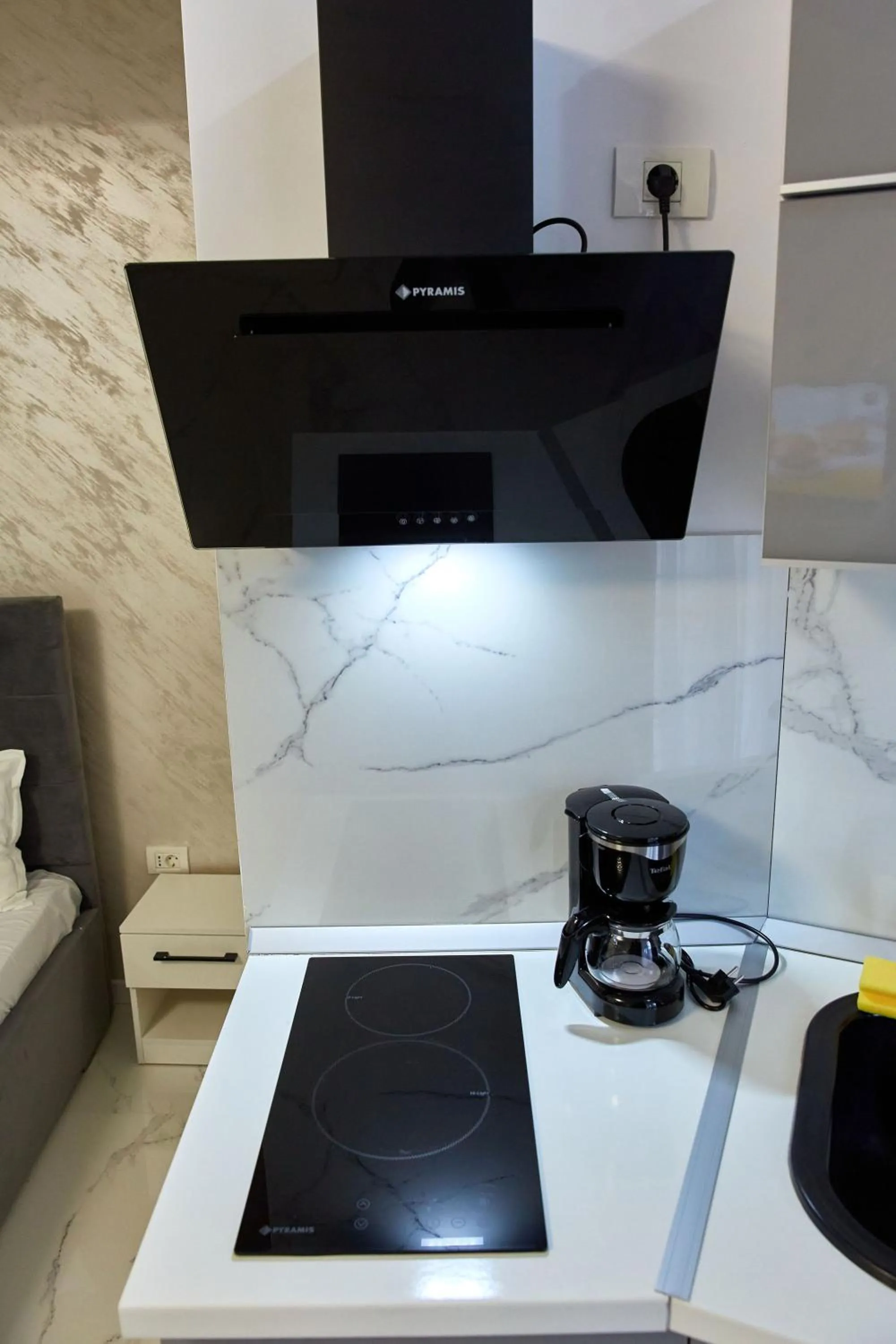 Coffee/tea facilities in Apartamente by R S
