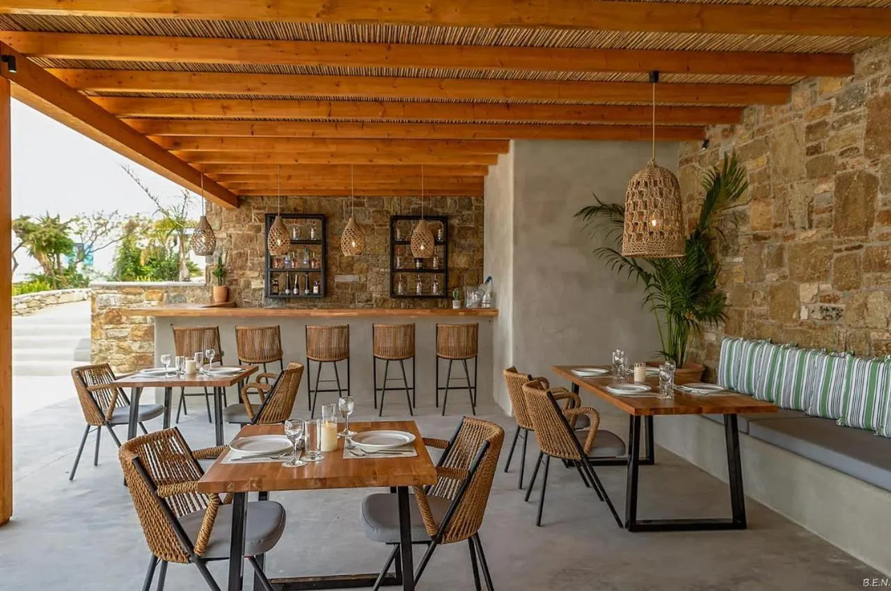 Restaurant/places to eat in Le Palme Mykonos