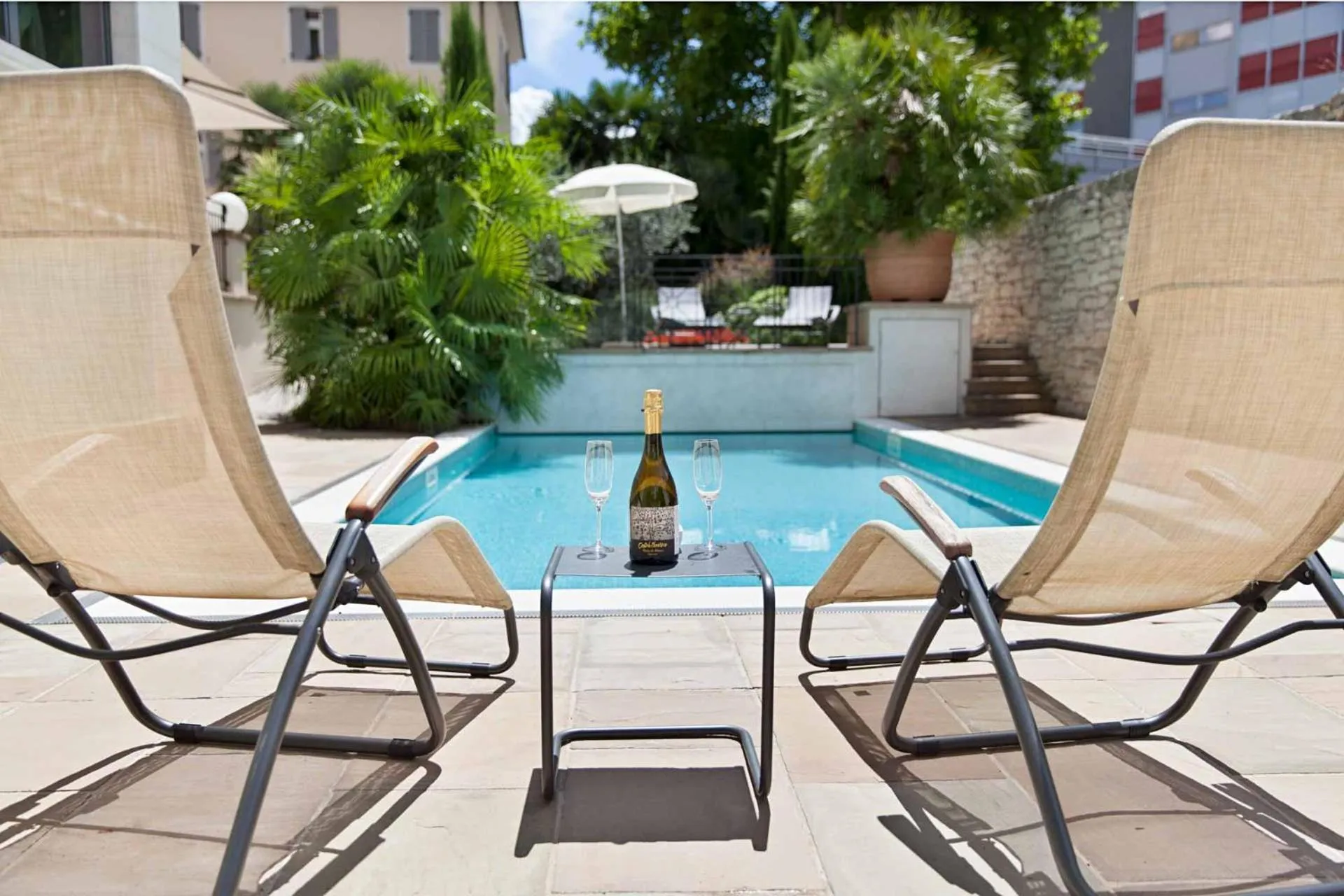 Pool view in Hotel Leon d'Oro