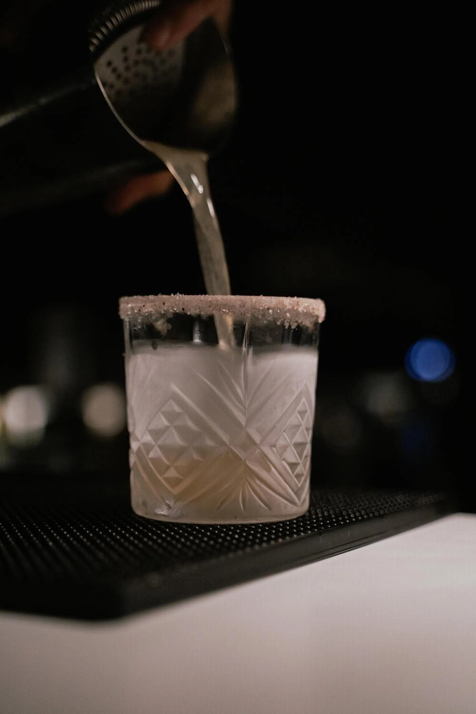 Restaurant/places to eat in Neoma