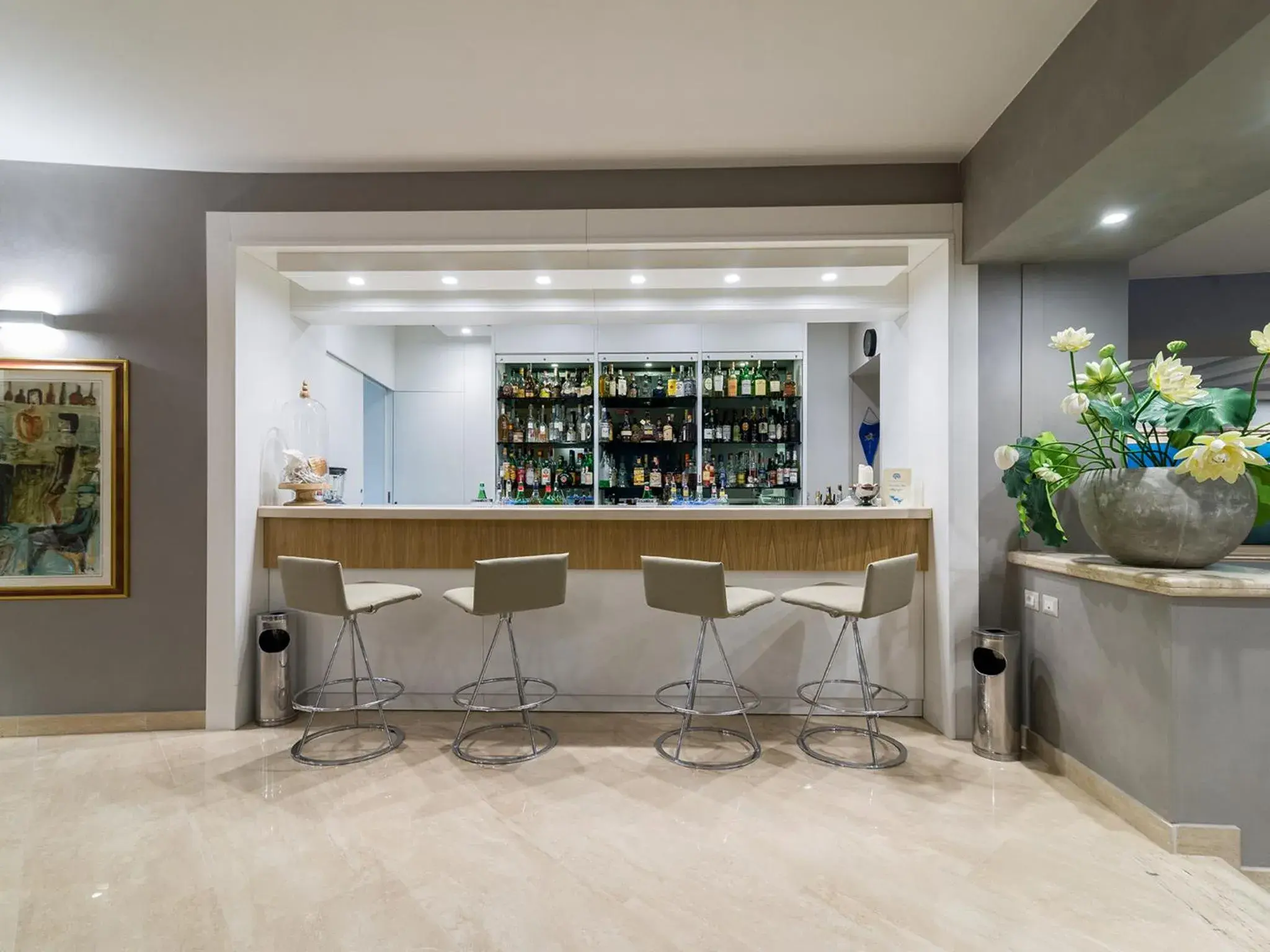 Lounge or bar in President Park Hotel Lounge or bar in President Park Hotel