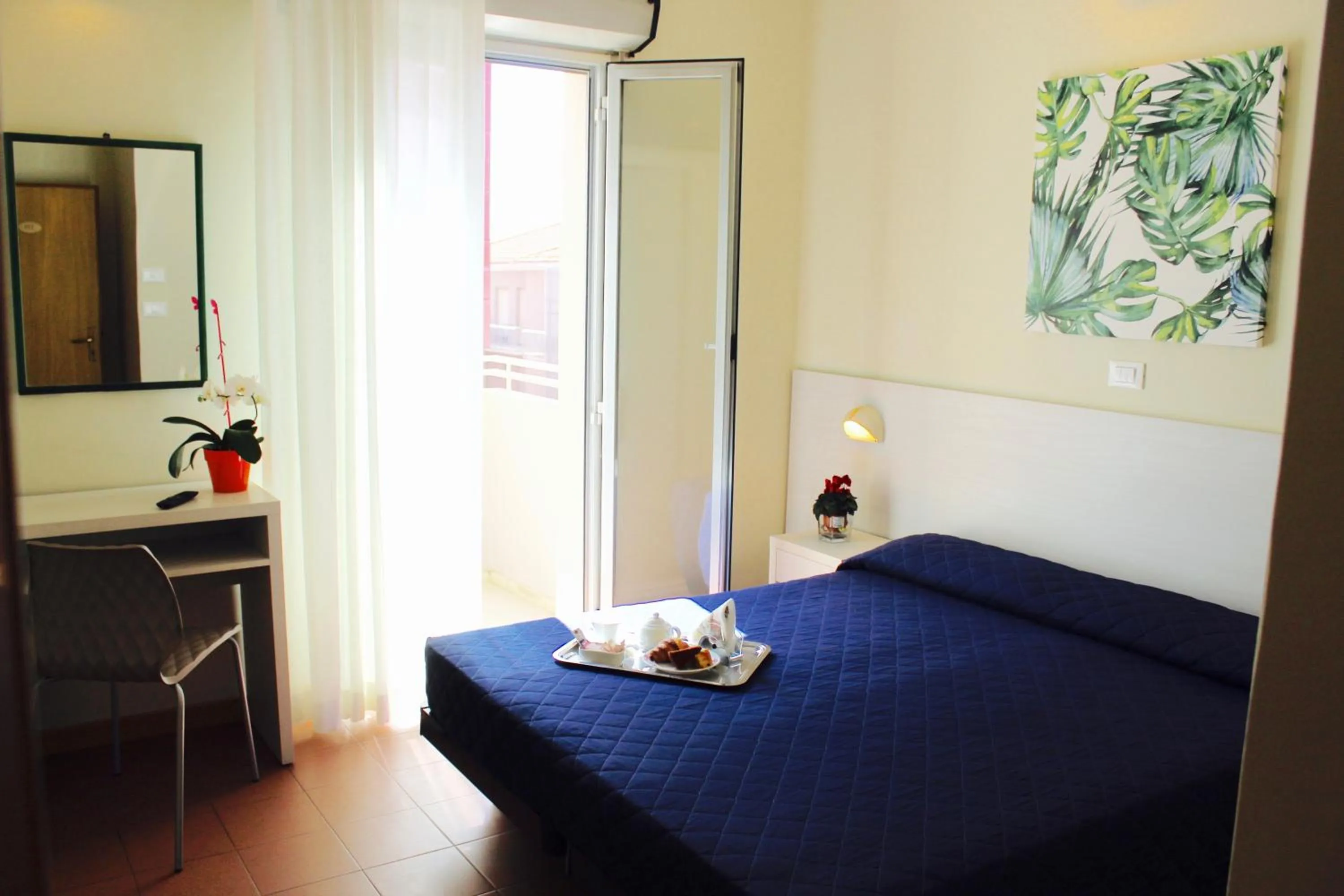 Bedroom, Bed in Hotel Fedora Rimini