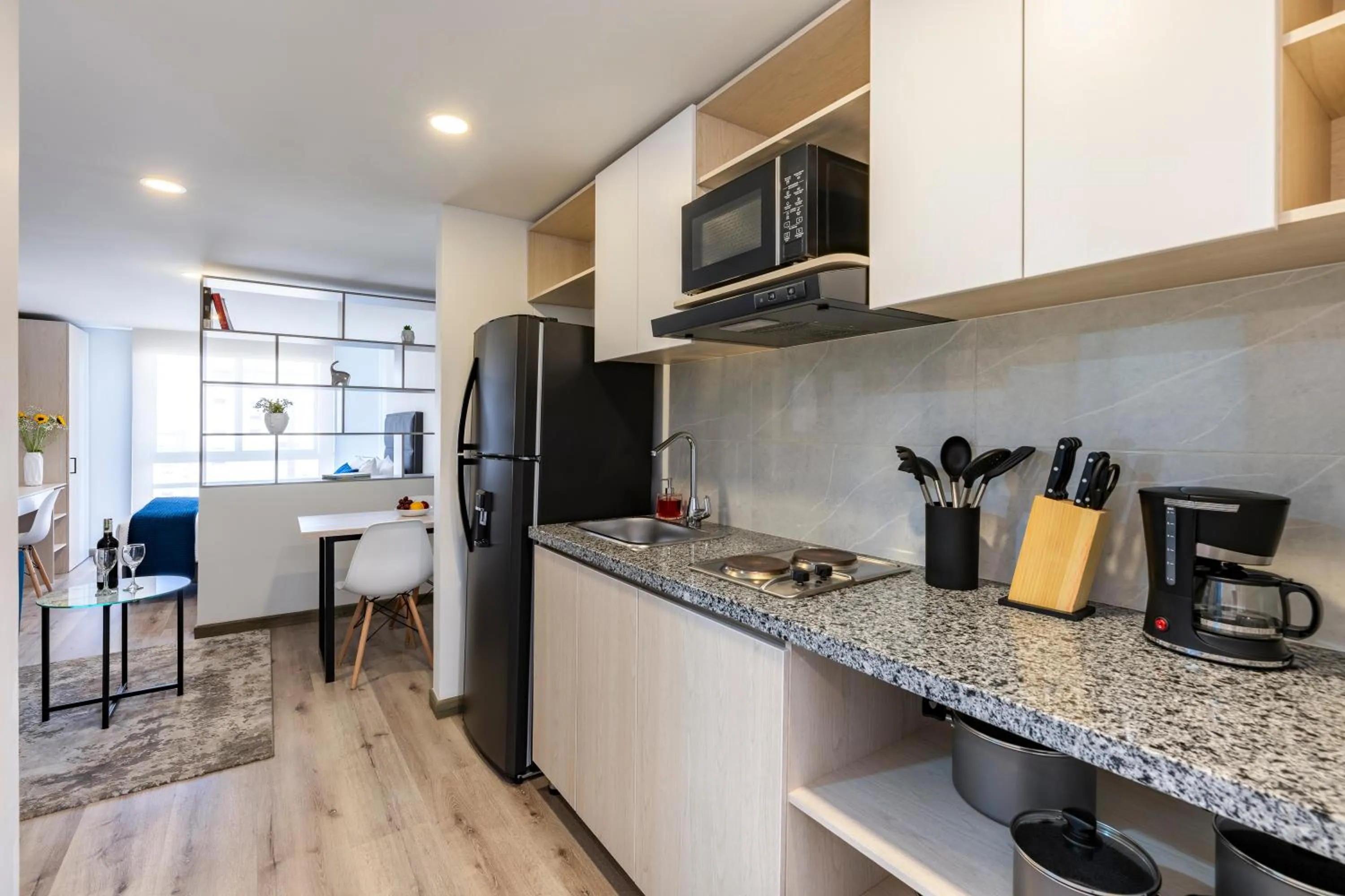 Coffee/tea facilities in Torre Ventto Lofts By Jalo