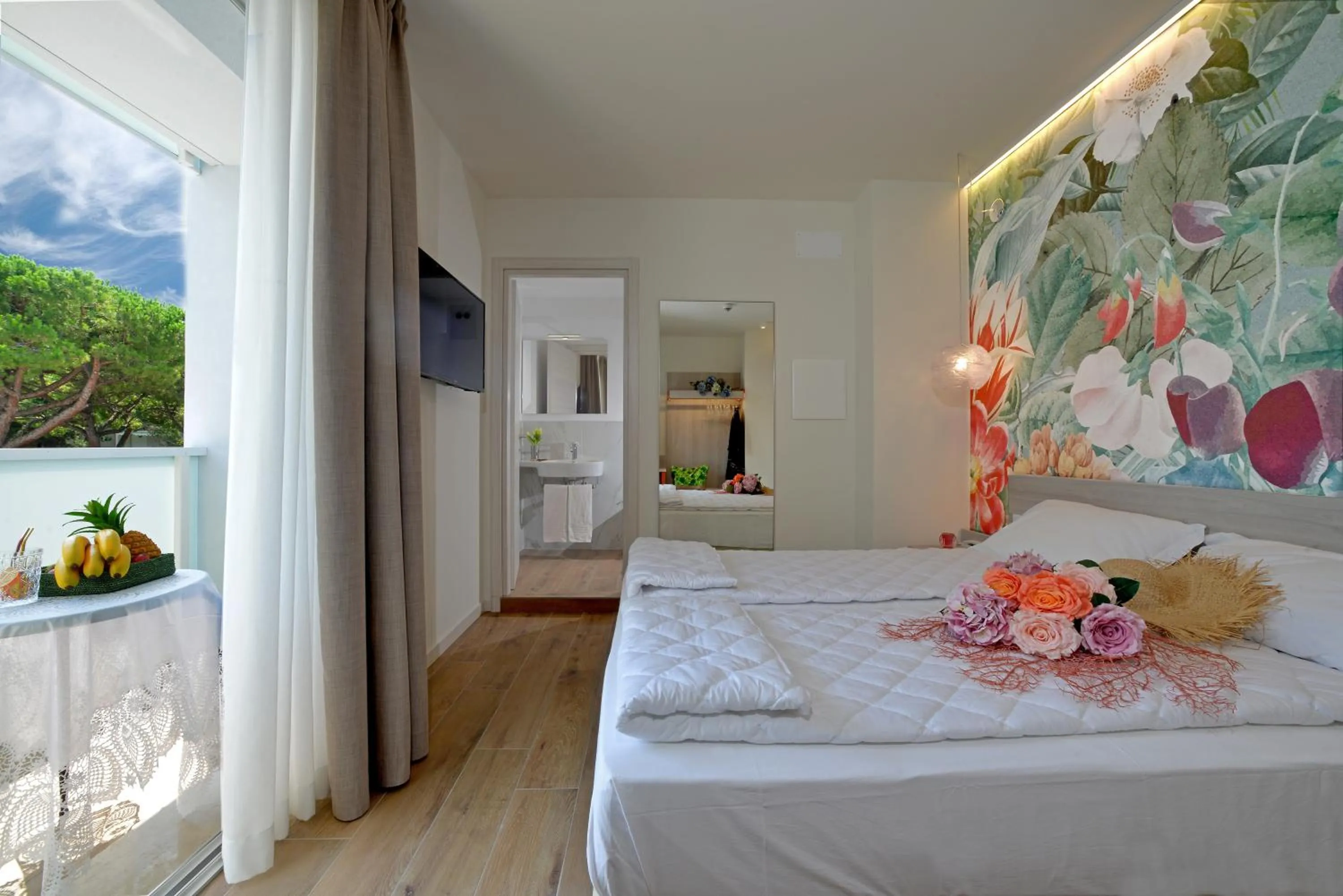 Photo of the whole room, Bed in Alla Pergola