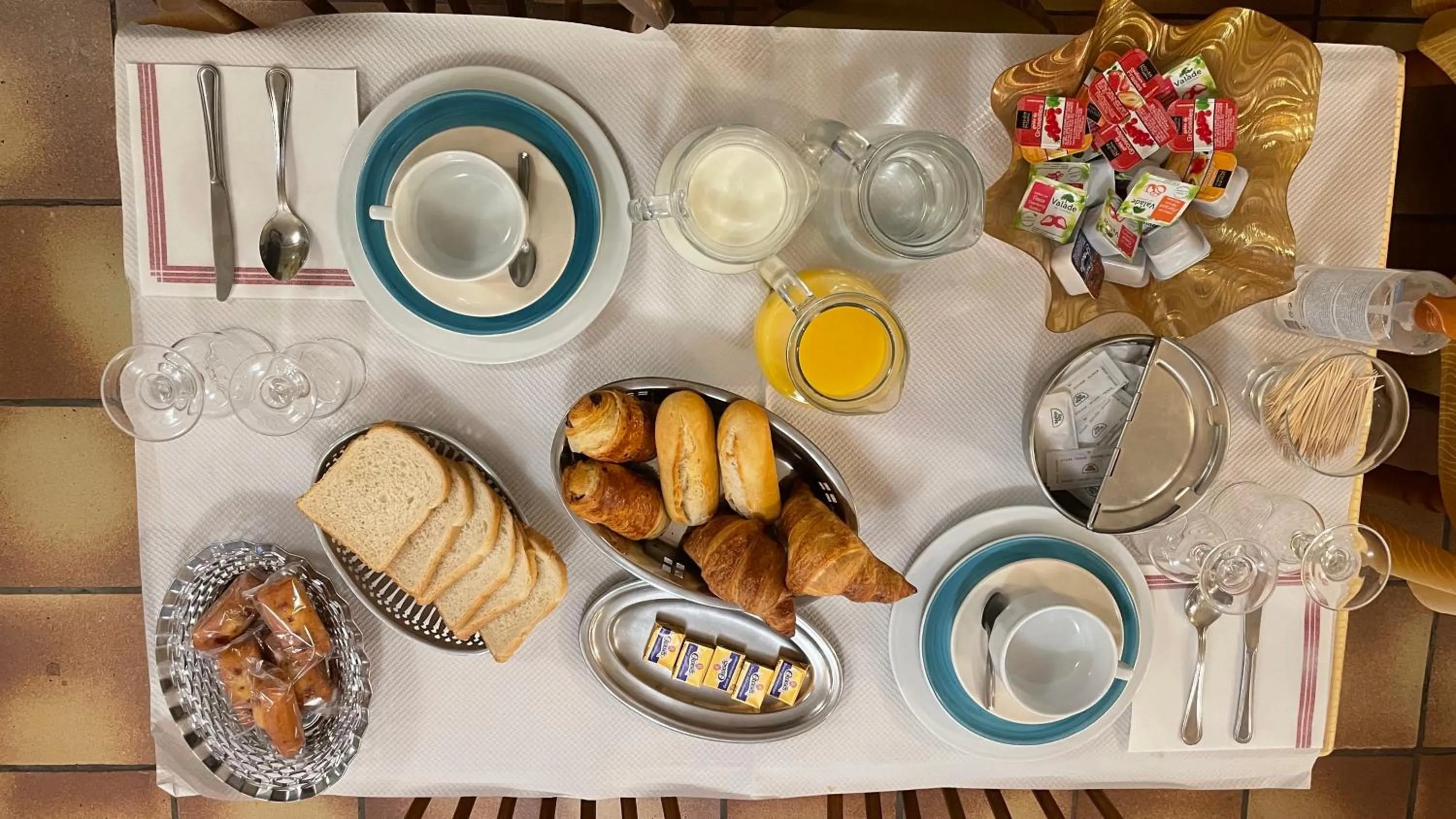 Breakfast in Hotel CÖRONA Lourdes