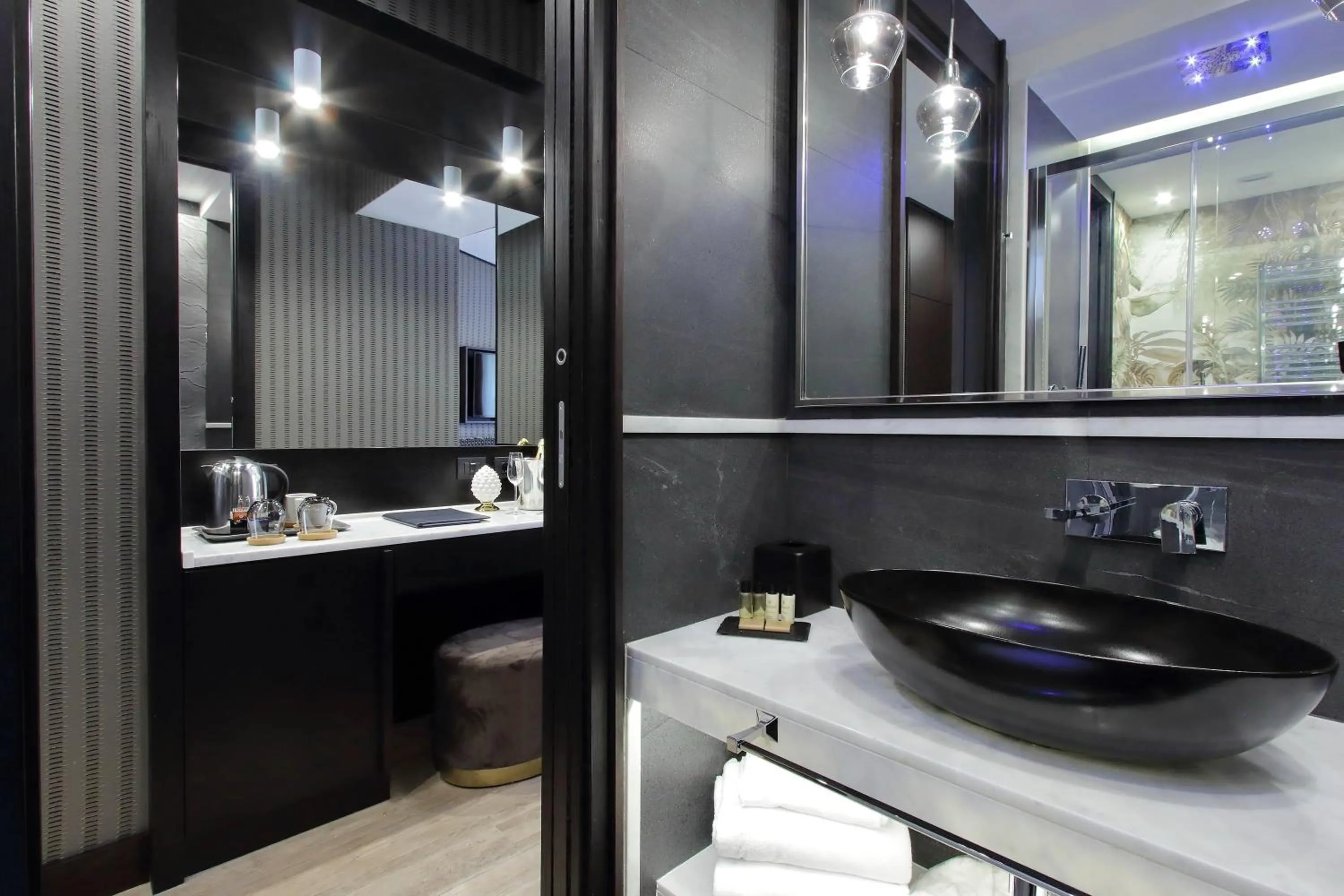 Bathroom in HELMIRAGE PIAZZA DI SPAGNA SUITE