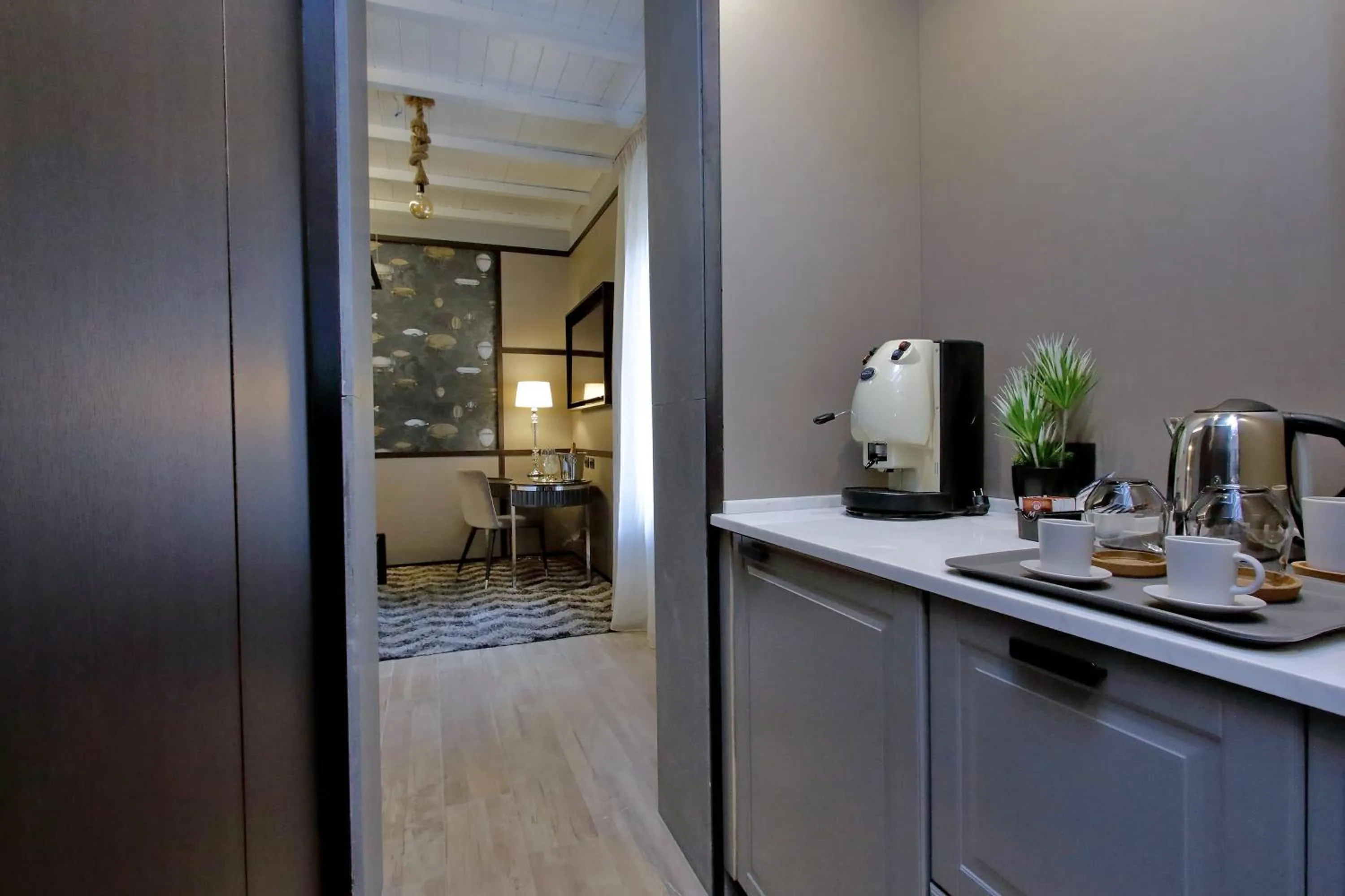 Breakfast in HELMIRAGE PIAZZA DI SPAGNA SUITE