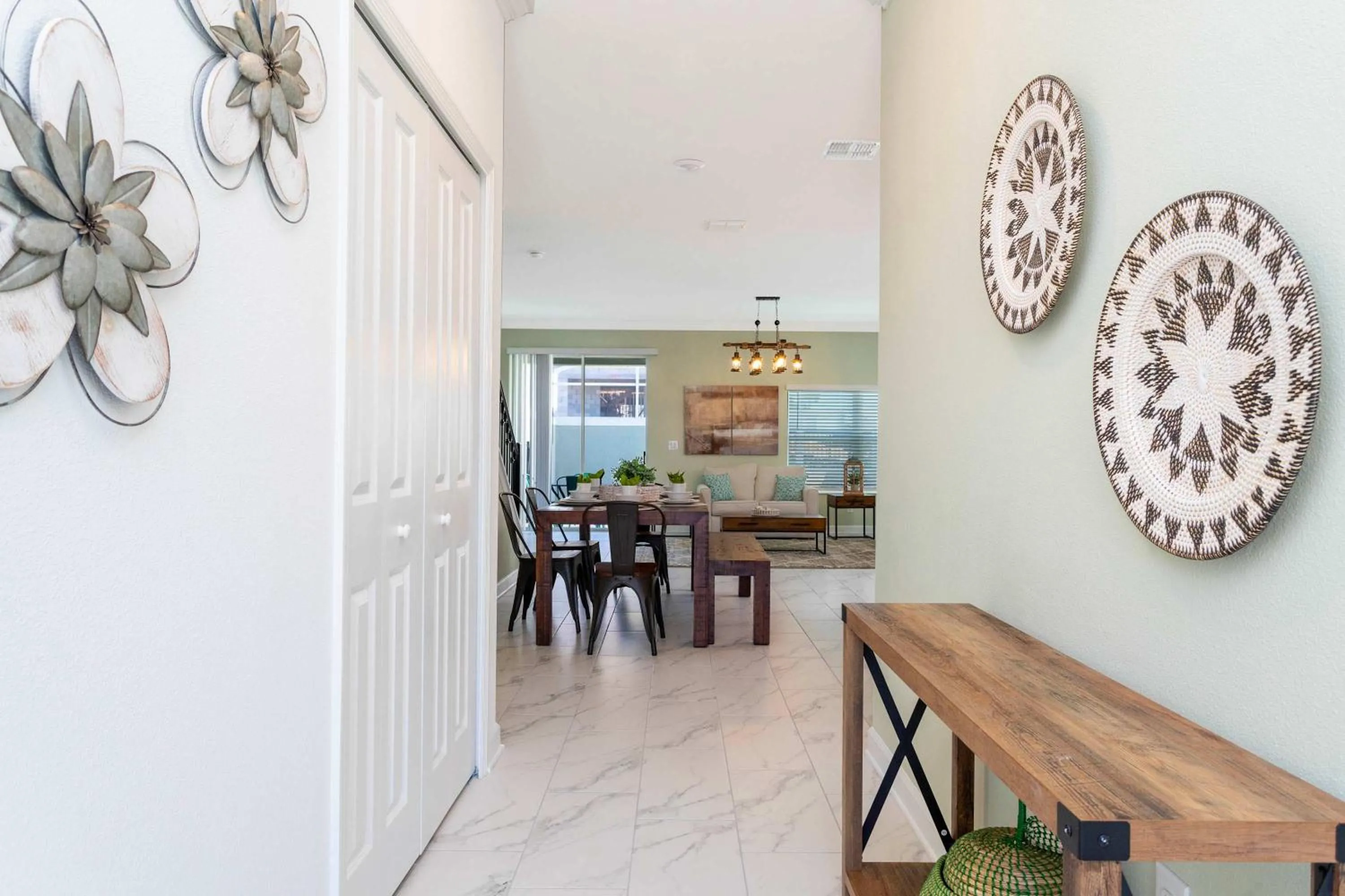 Gorgeous 5 Bd w/ Pool Close to Disney @ Champions Gate 948