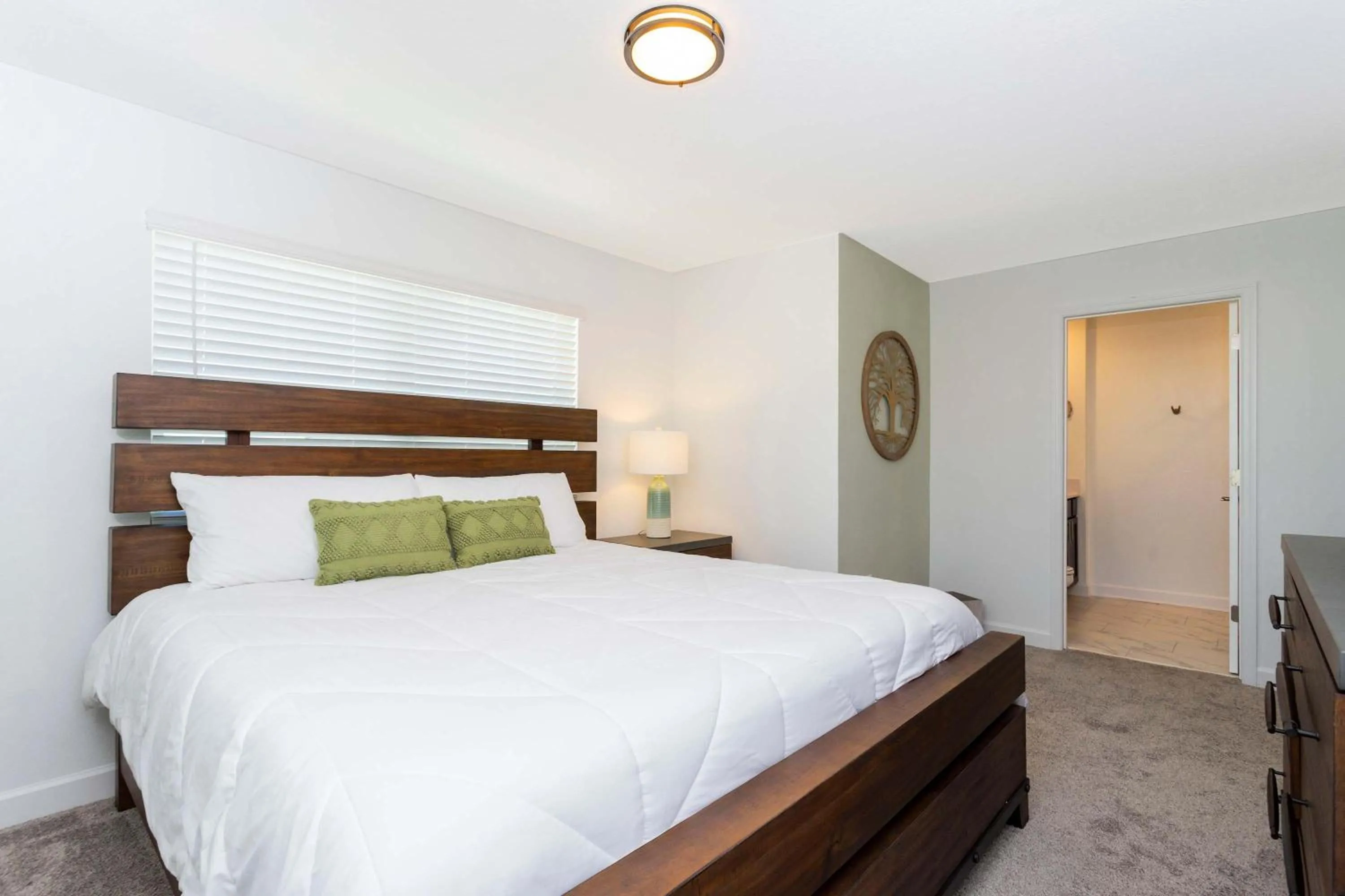 Bed in Gorgeous 5 Bd w/ Pool Close to Disney @ Champions Gate 948