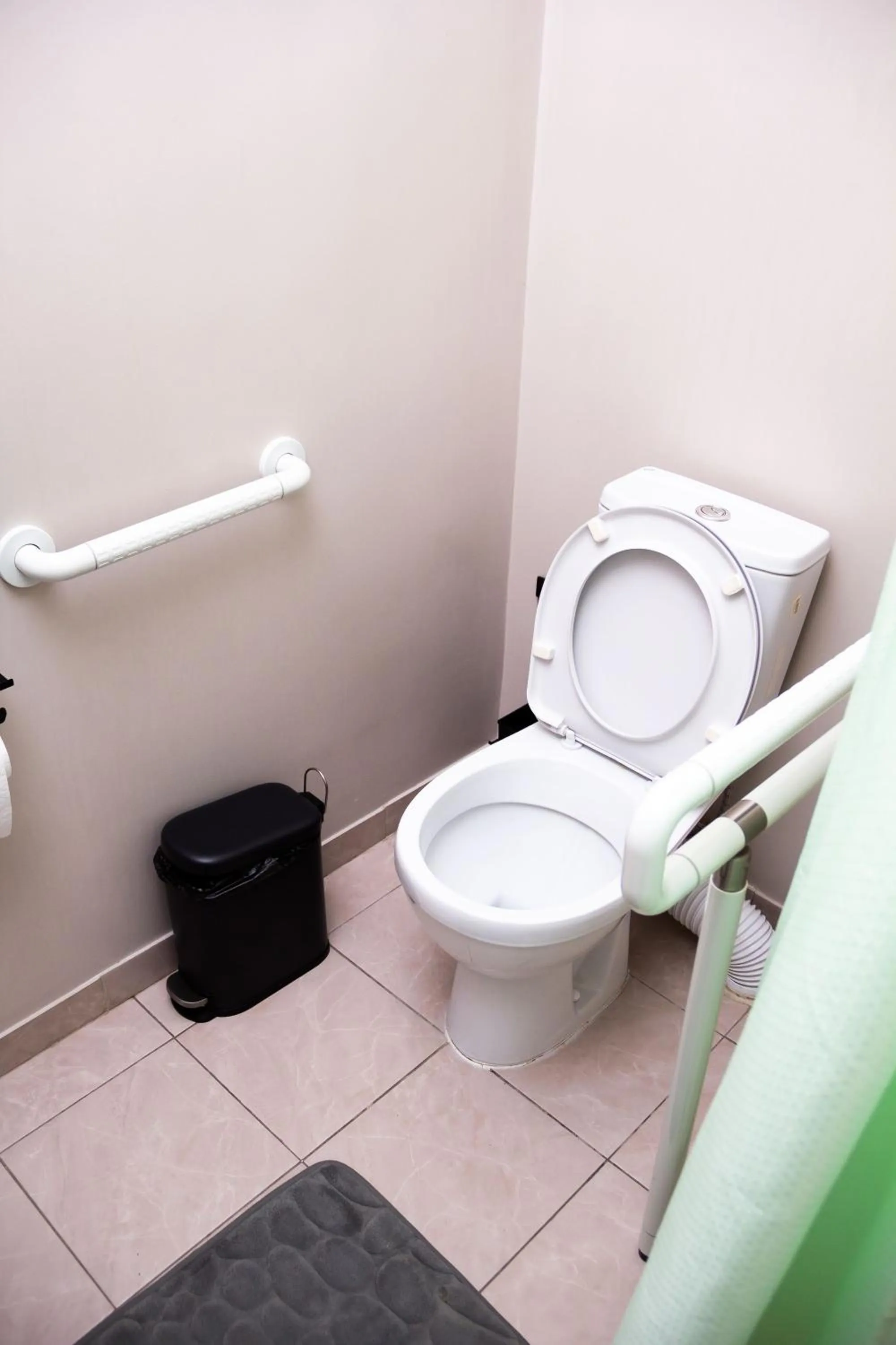 Toilet in Hotel Tahar