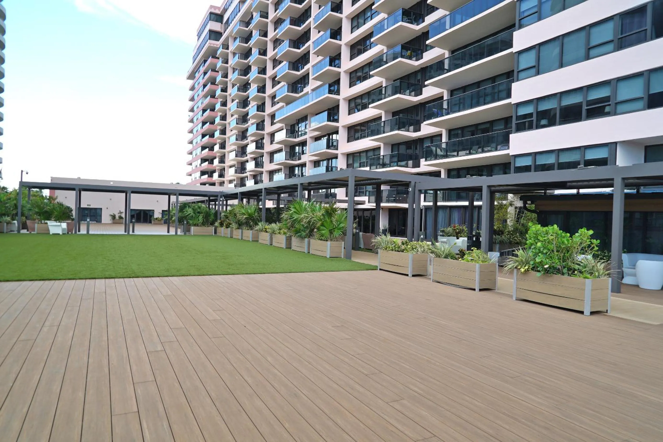 Property building in Deluxe Apartments by South Florida Vacations