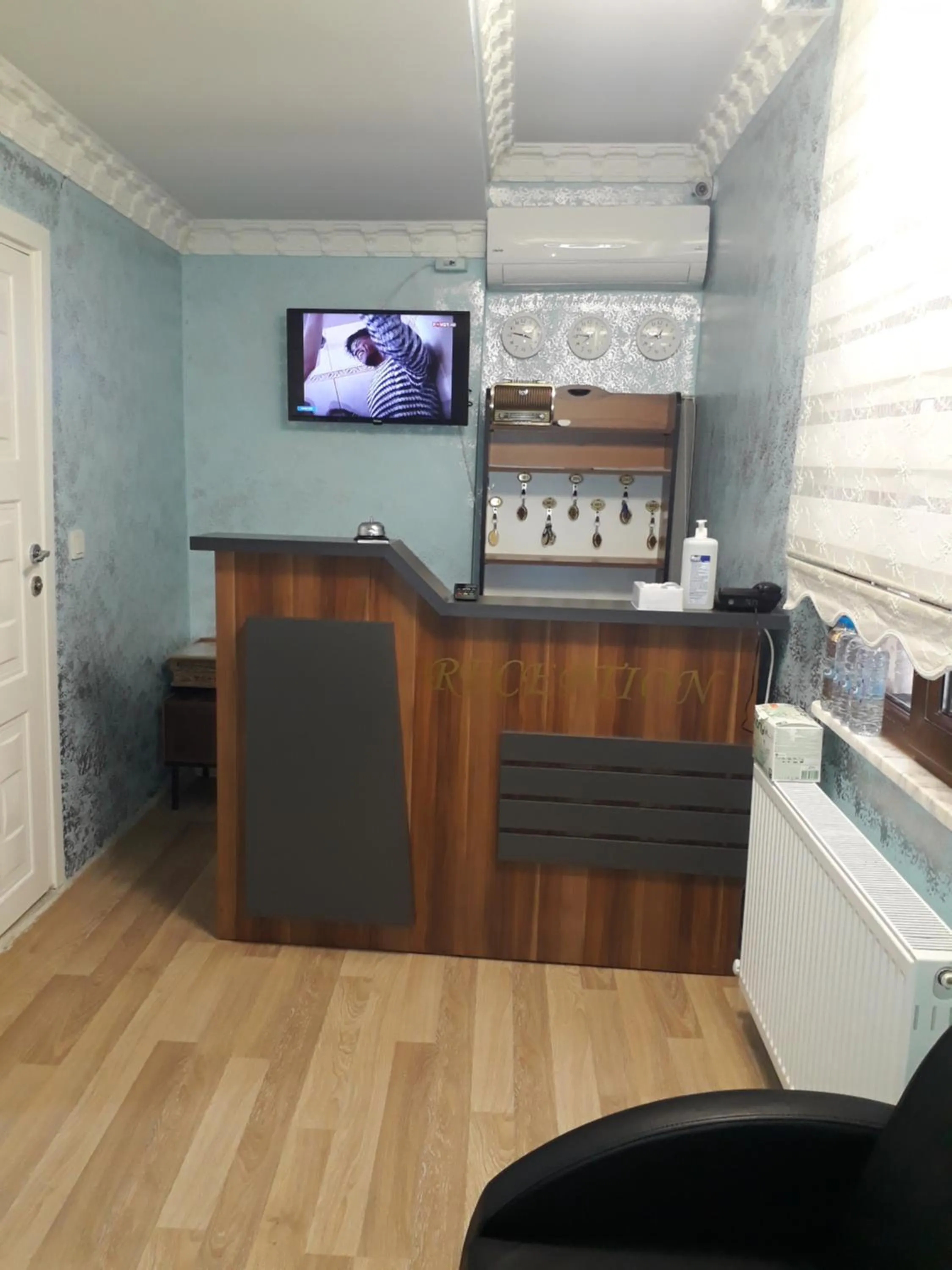 Lobby or reception, Kitchen/Kitchenette in blue sail hotel