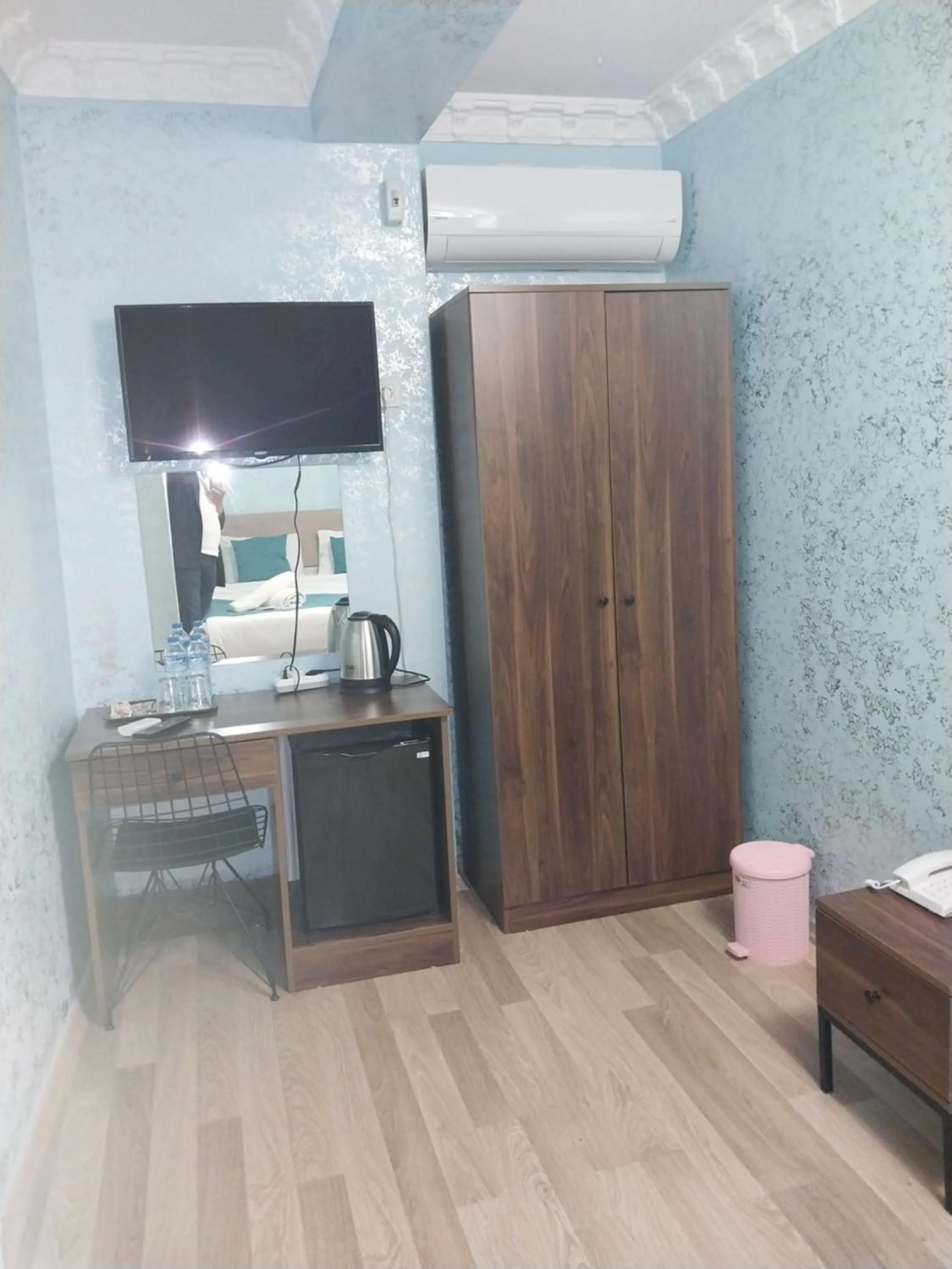 Kitchen/Kitchenette in blue sail hotel