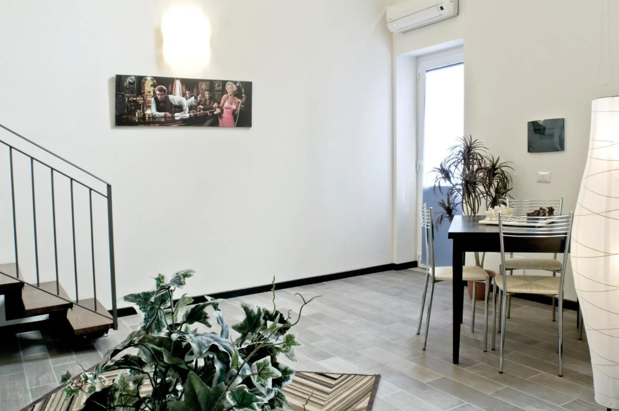 Living room in Argentiere Room Apartments