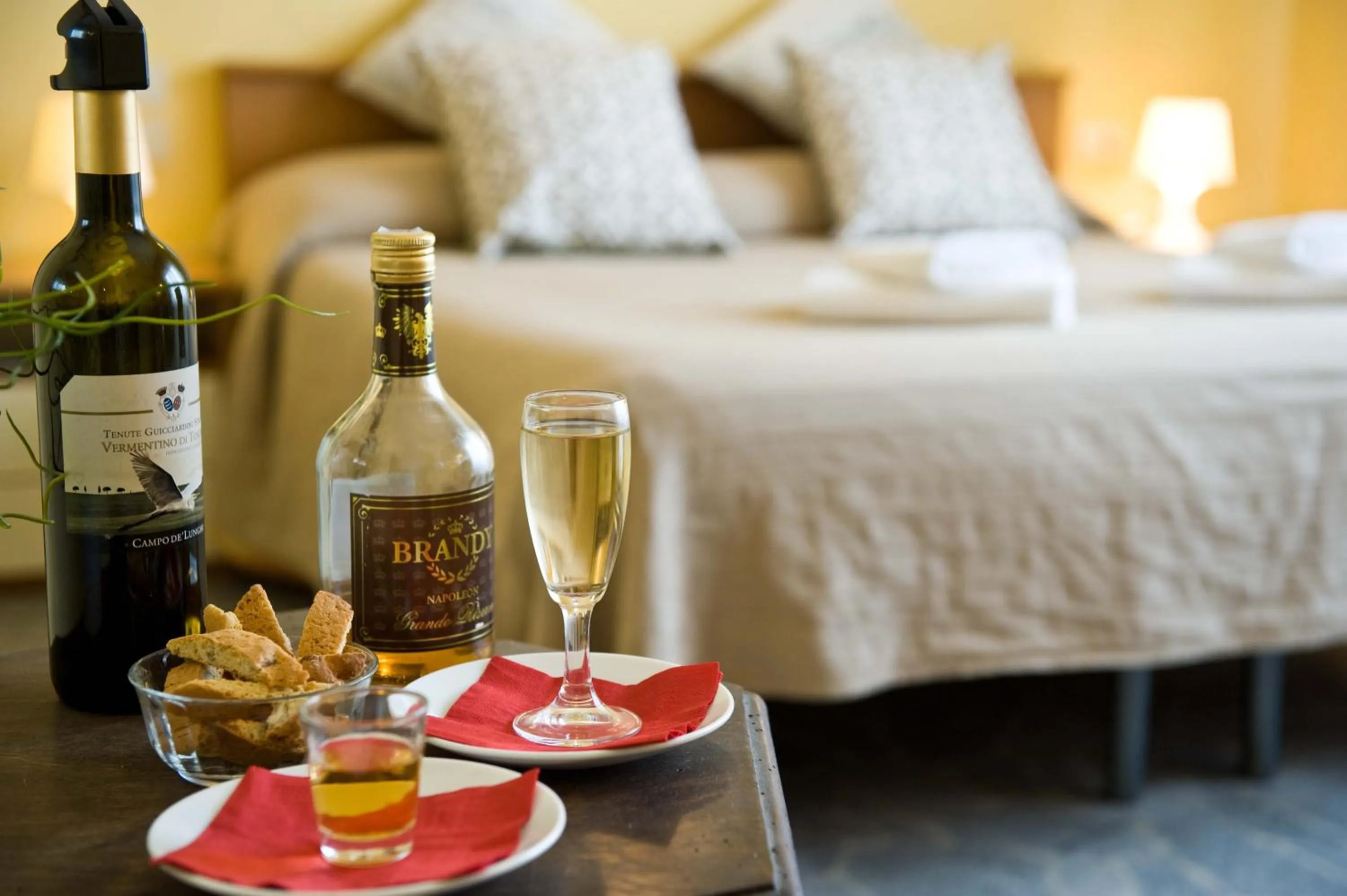 Bed in Argentiere Room Apartments