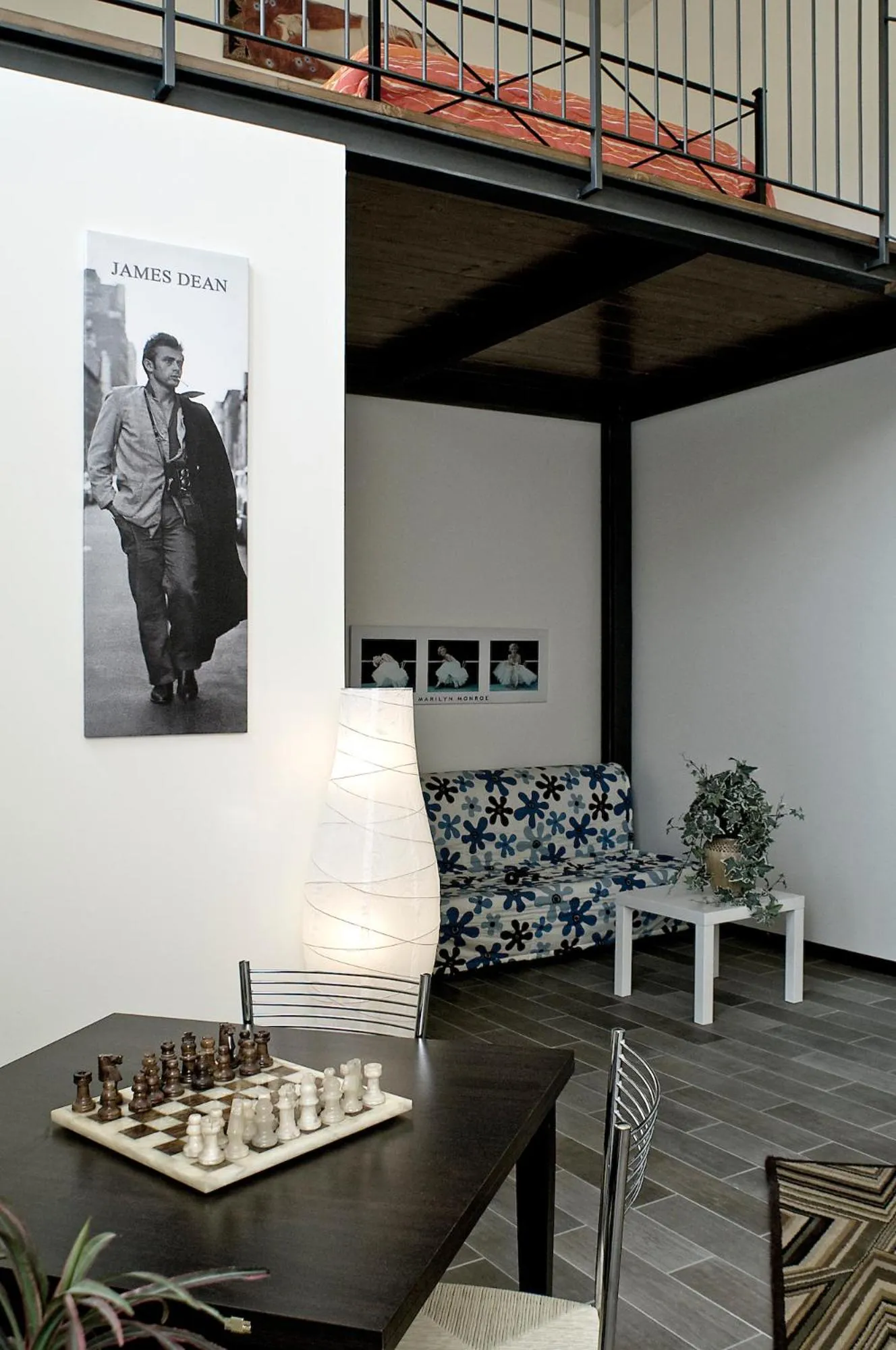 Seating area in Argentiere Room Apartments