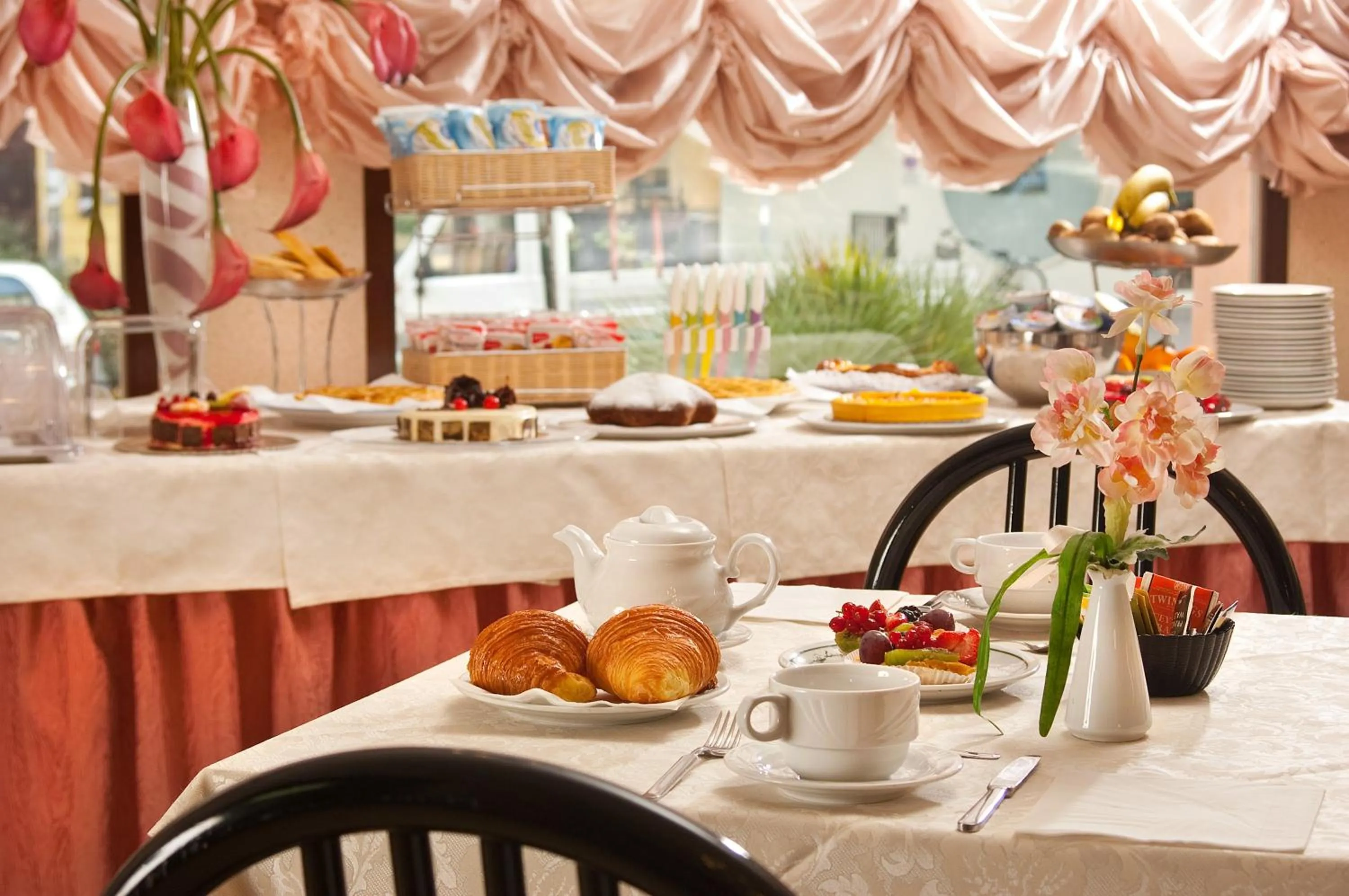 Breakfast in Hotel Villa Luigia