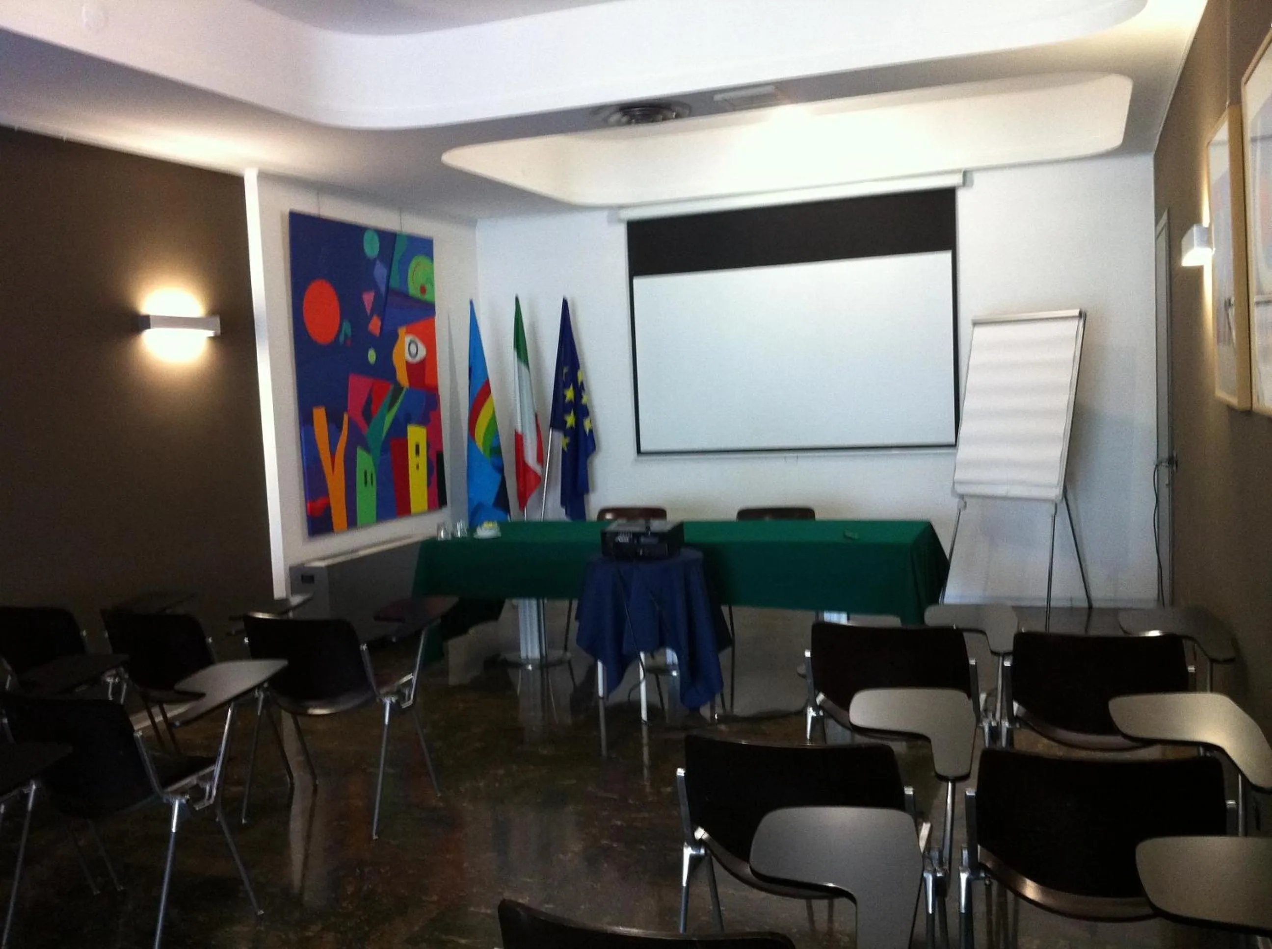 Business facilities in Hotel Al Cason