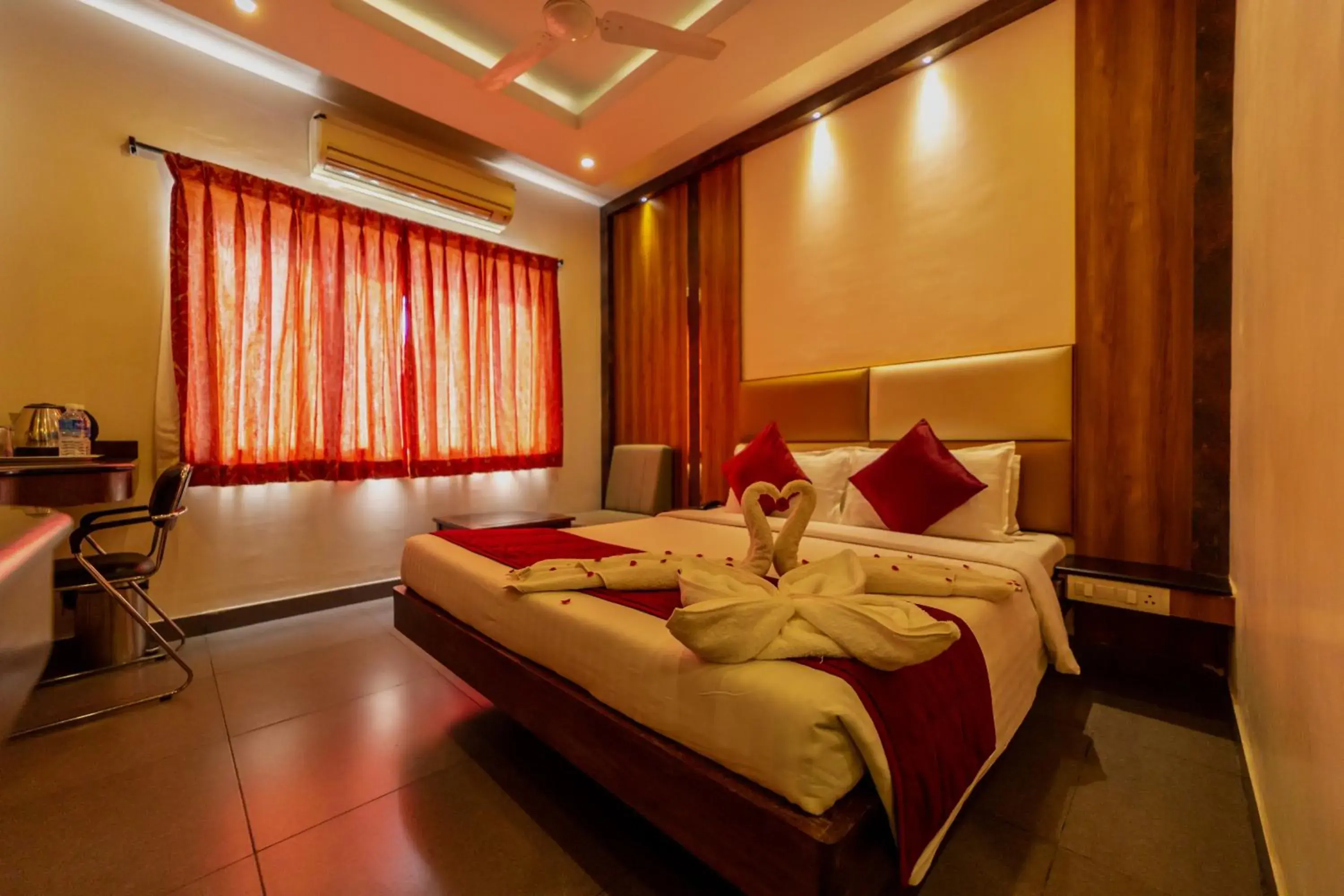 Standard Double Room in Hotel Tamizh Park Standard Double Room in Hotel Tamizh Park