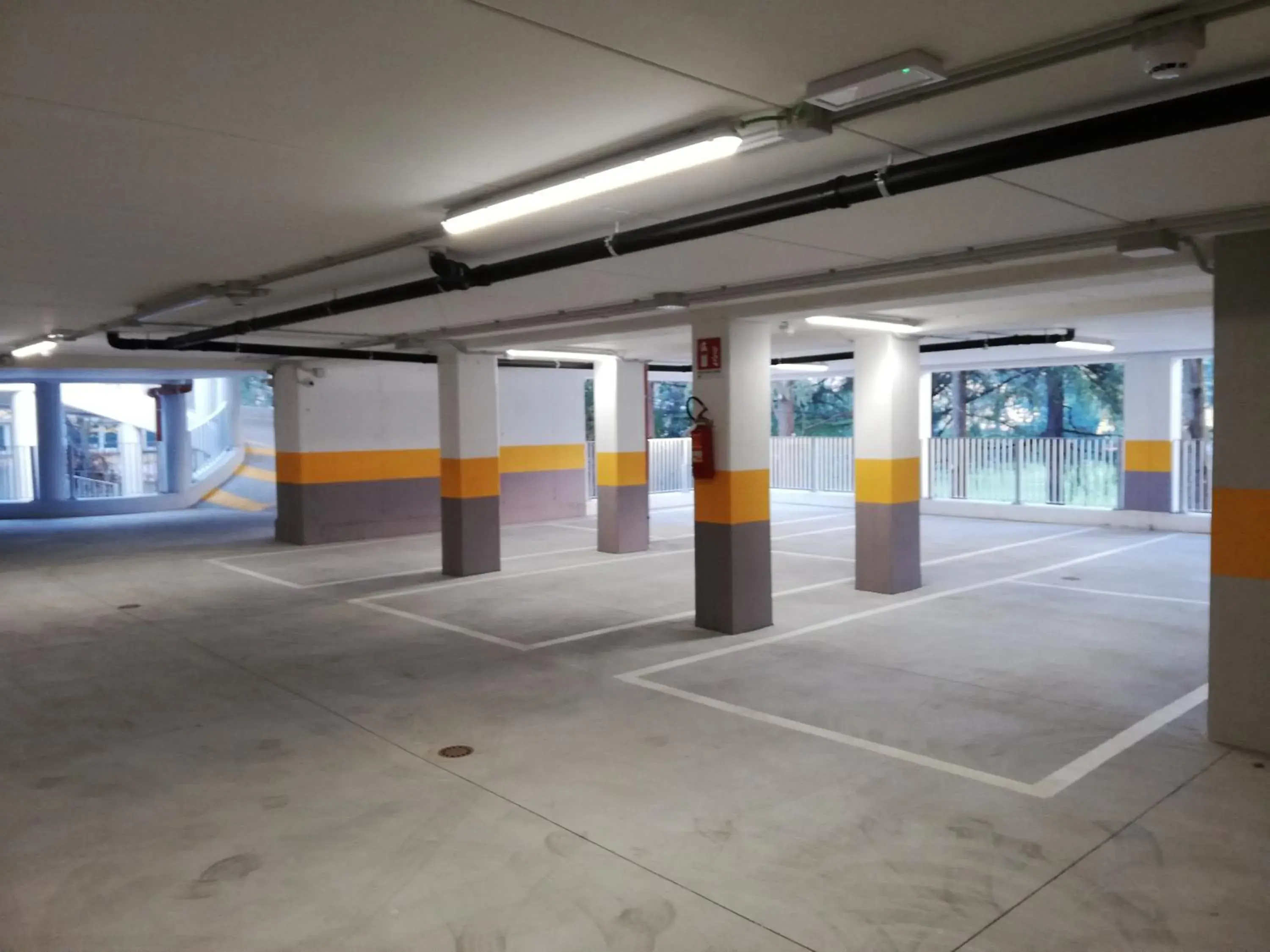 Property building in Novo Hotel Rossi Property building in Novo Hotel Rossi