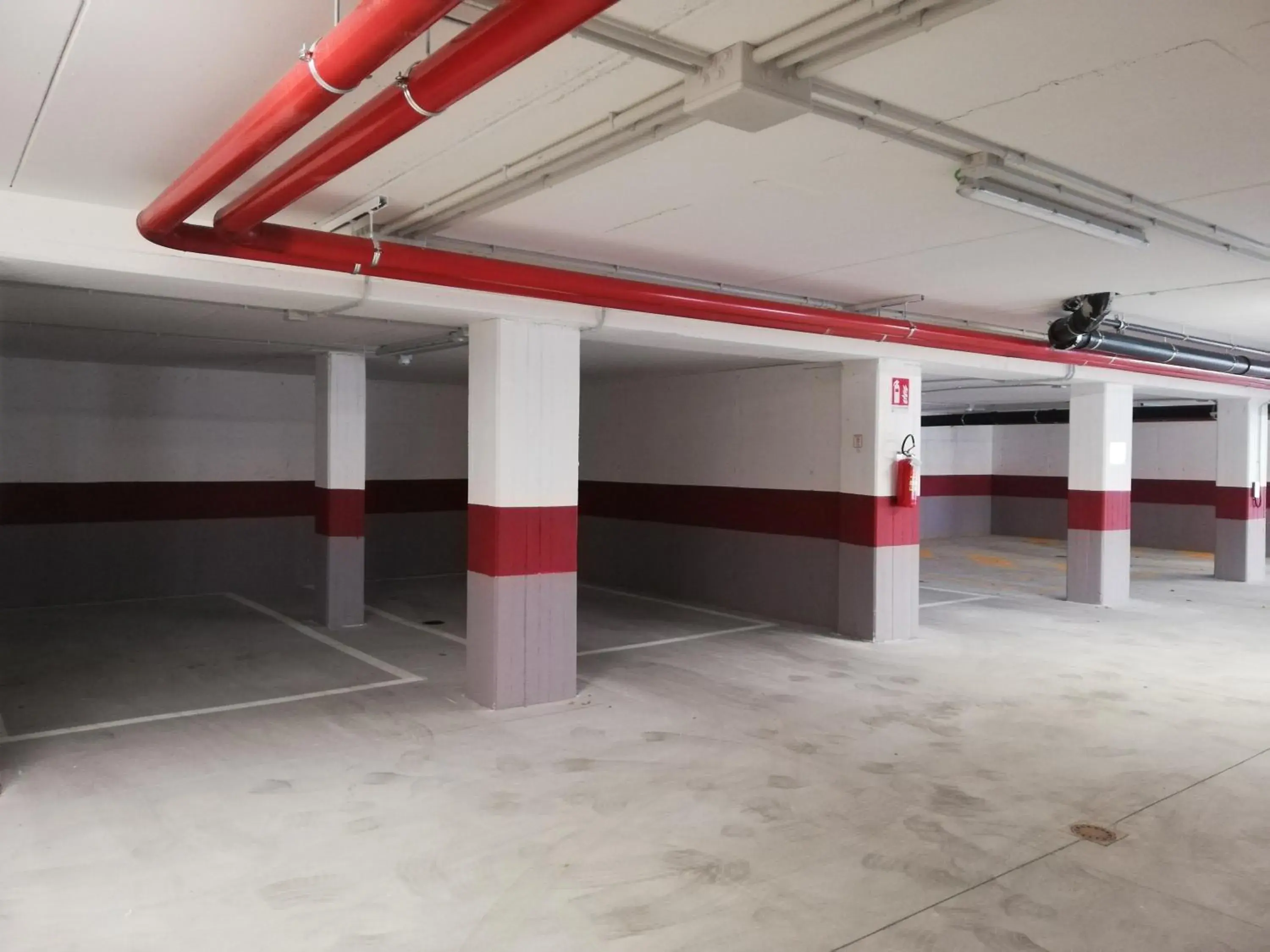 Property building in Novo Hotel Rossi Property building in Novo Hotel Rossi