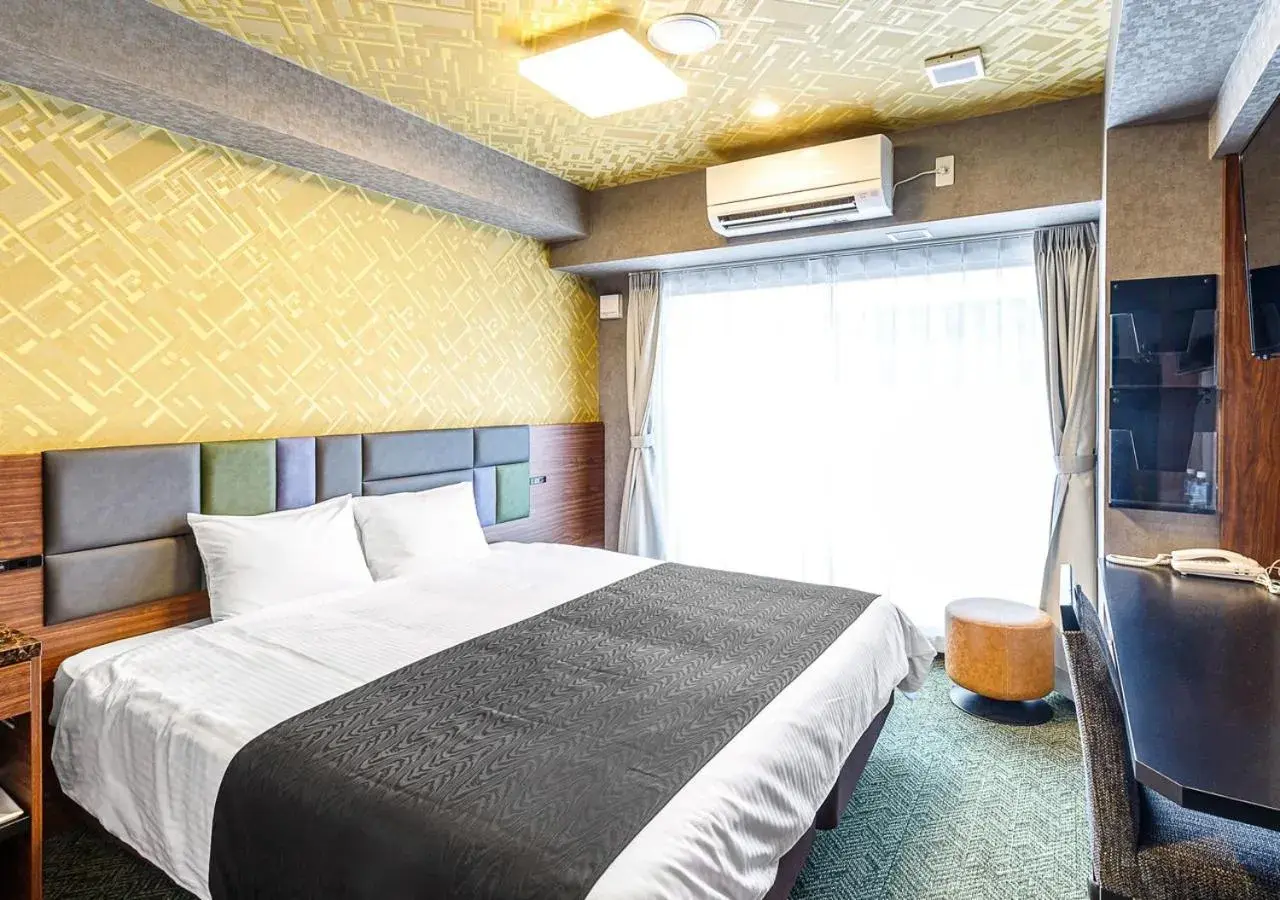 King Room (1 Adult) - single occupancy in APA Hotel Naha Airport Wakasa King Room (1 Adult) - single occupancy in APA Hotel Naha Airport Wakasa