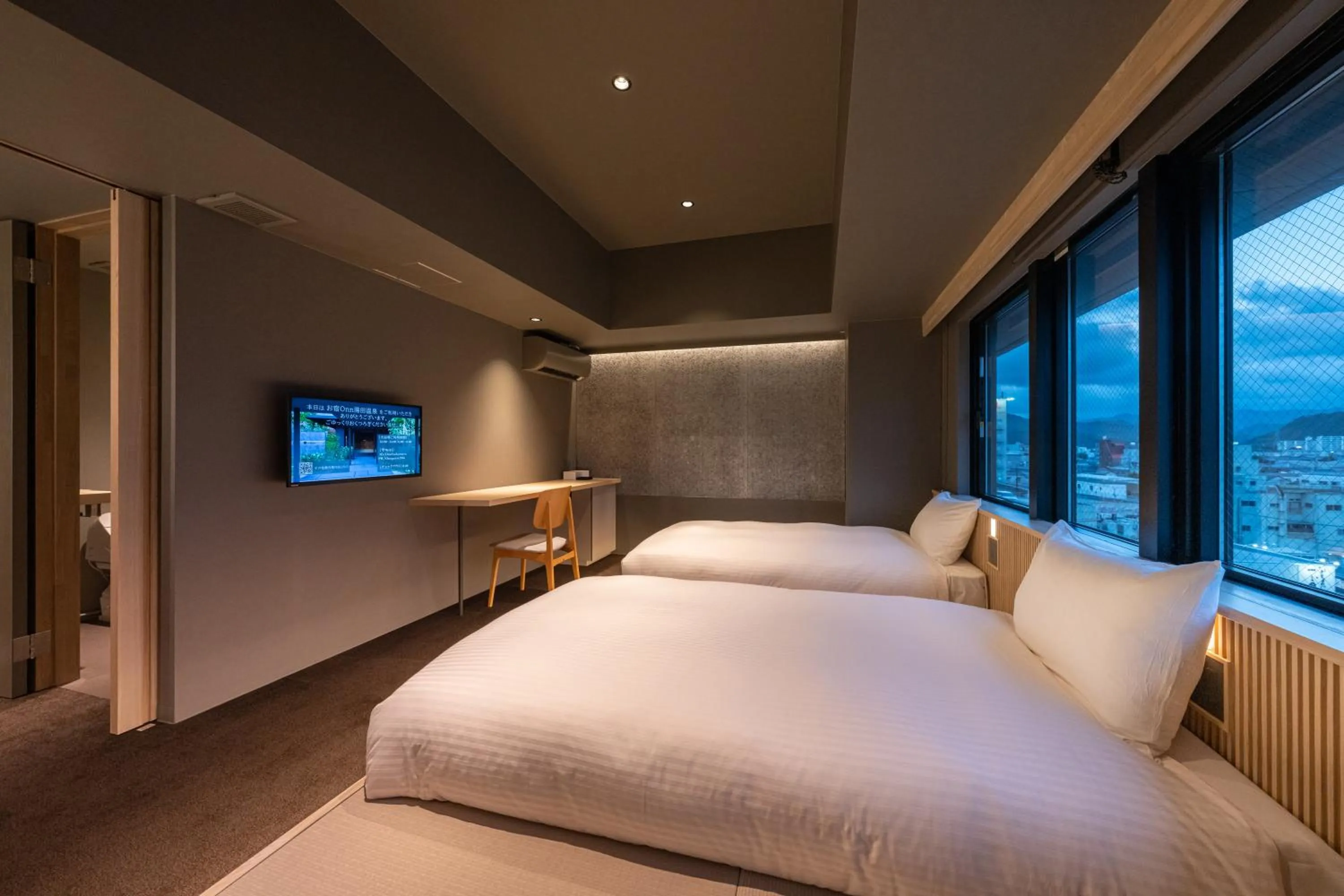 Photo of the whole room, Bed in Onn Yuda Onsen