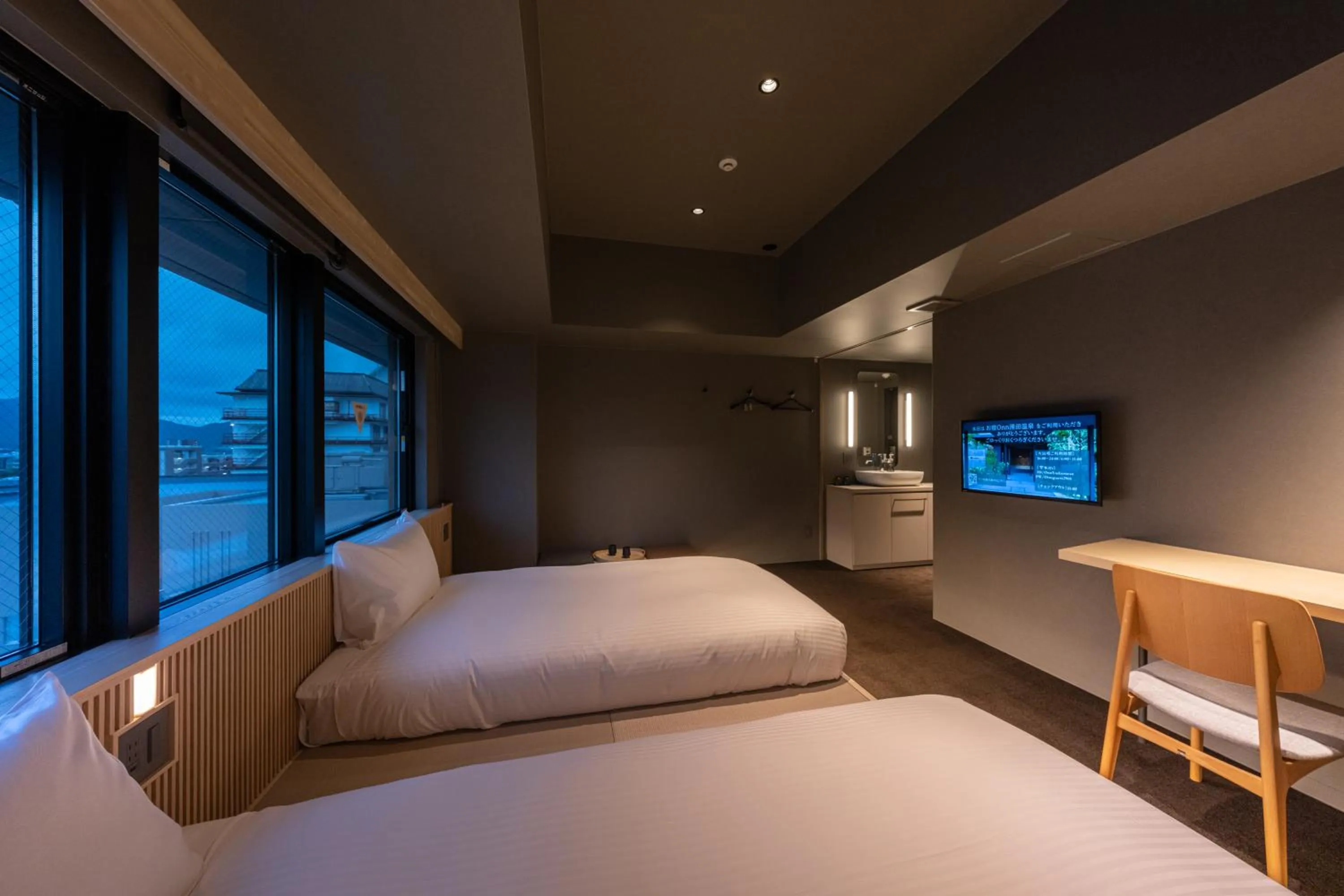 Photo of the whole room, Bed in Onn Yuda Onsen