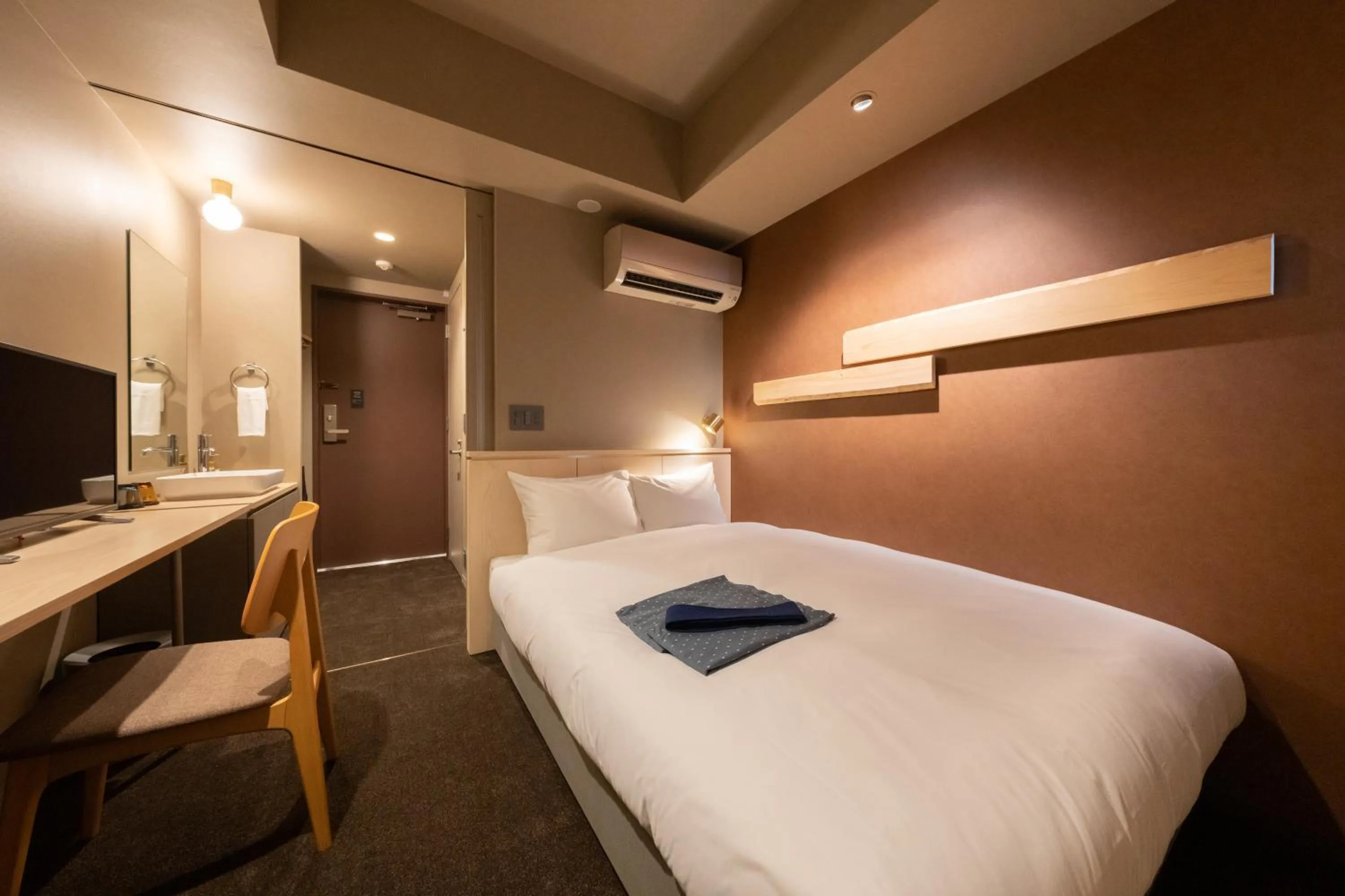 Photo of the whole room, Bed in Onn nakatsugawa