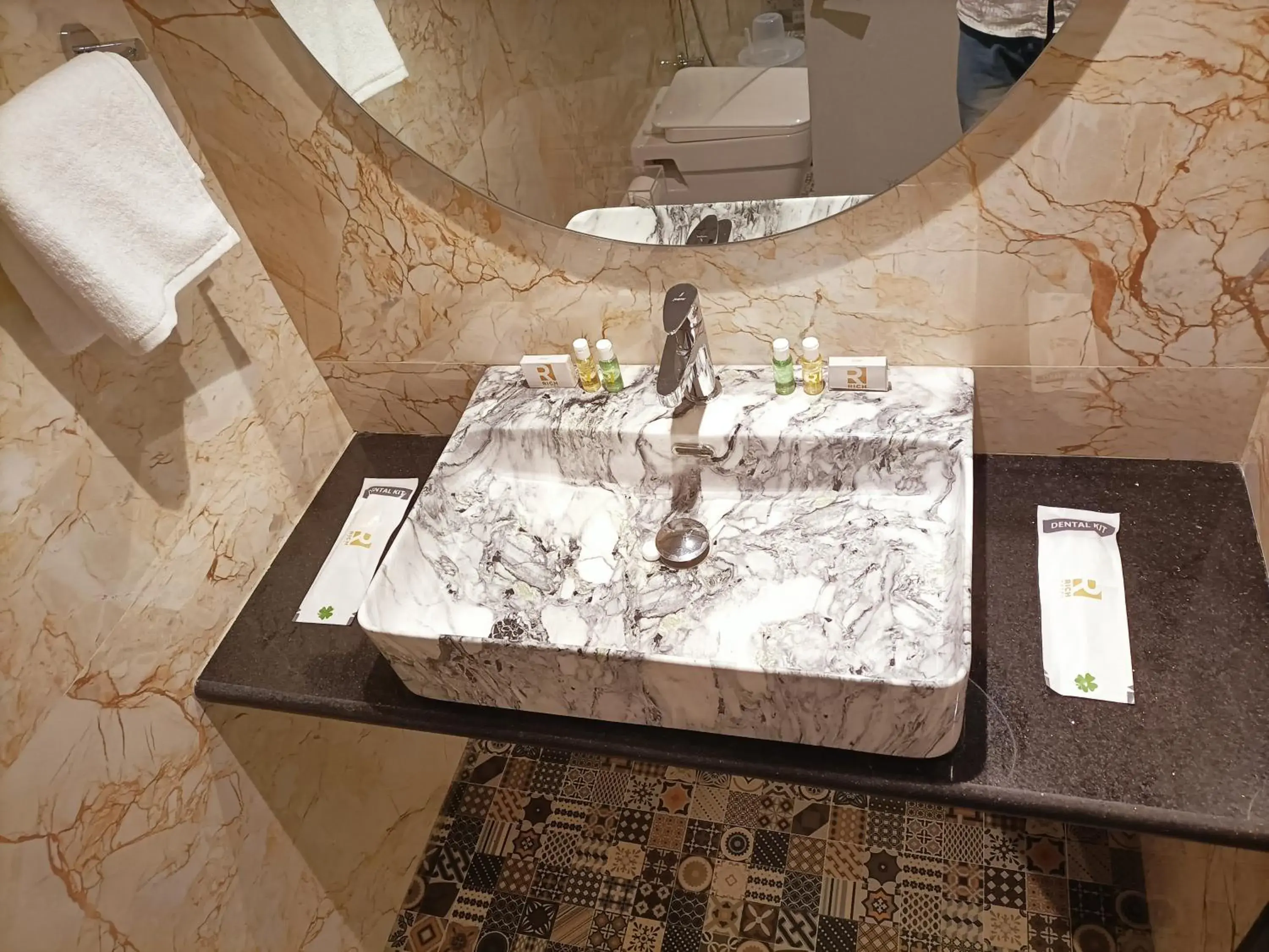 Bathroom in Rich Hotel Mumbai Bathroom in Rich Hotel Mumbai