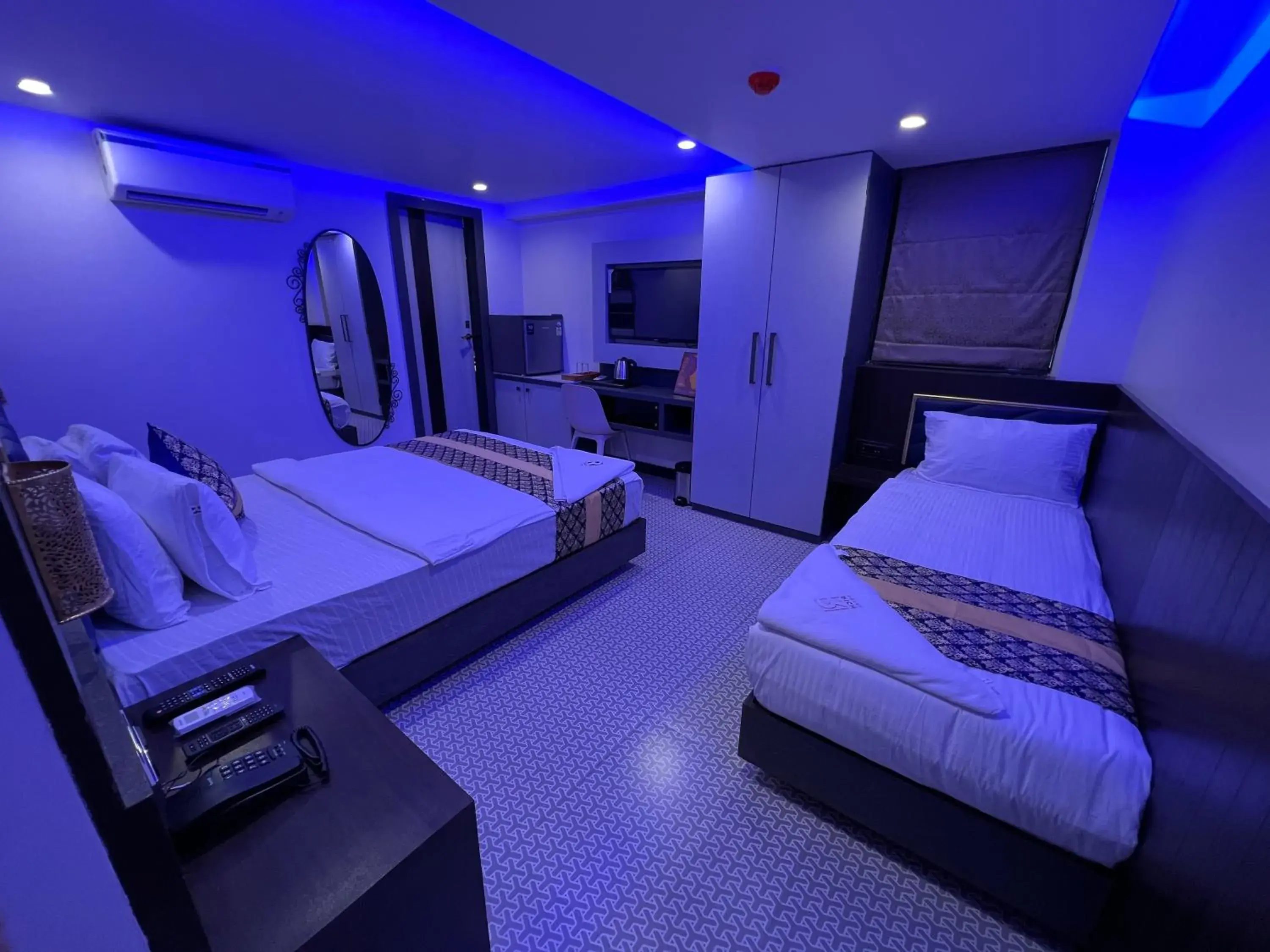 Bed in Rich Hotel Mumbai Bed in Rich Hotel Mumbai