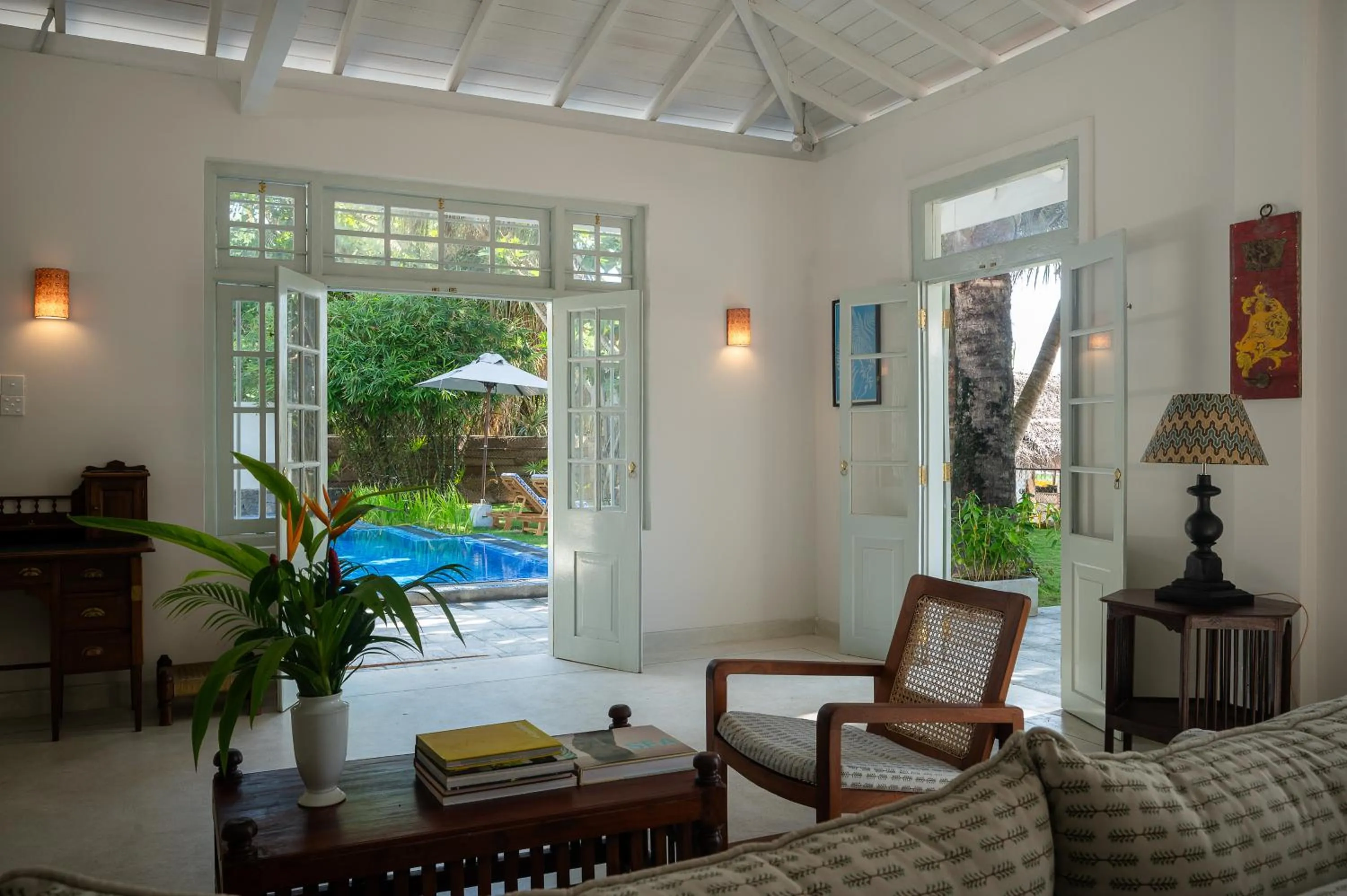 Seating area in Halcyon Mawella