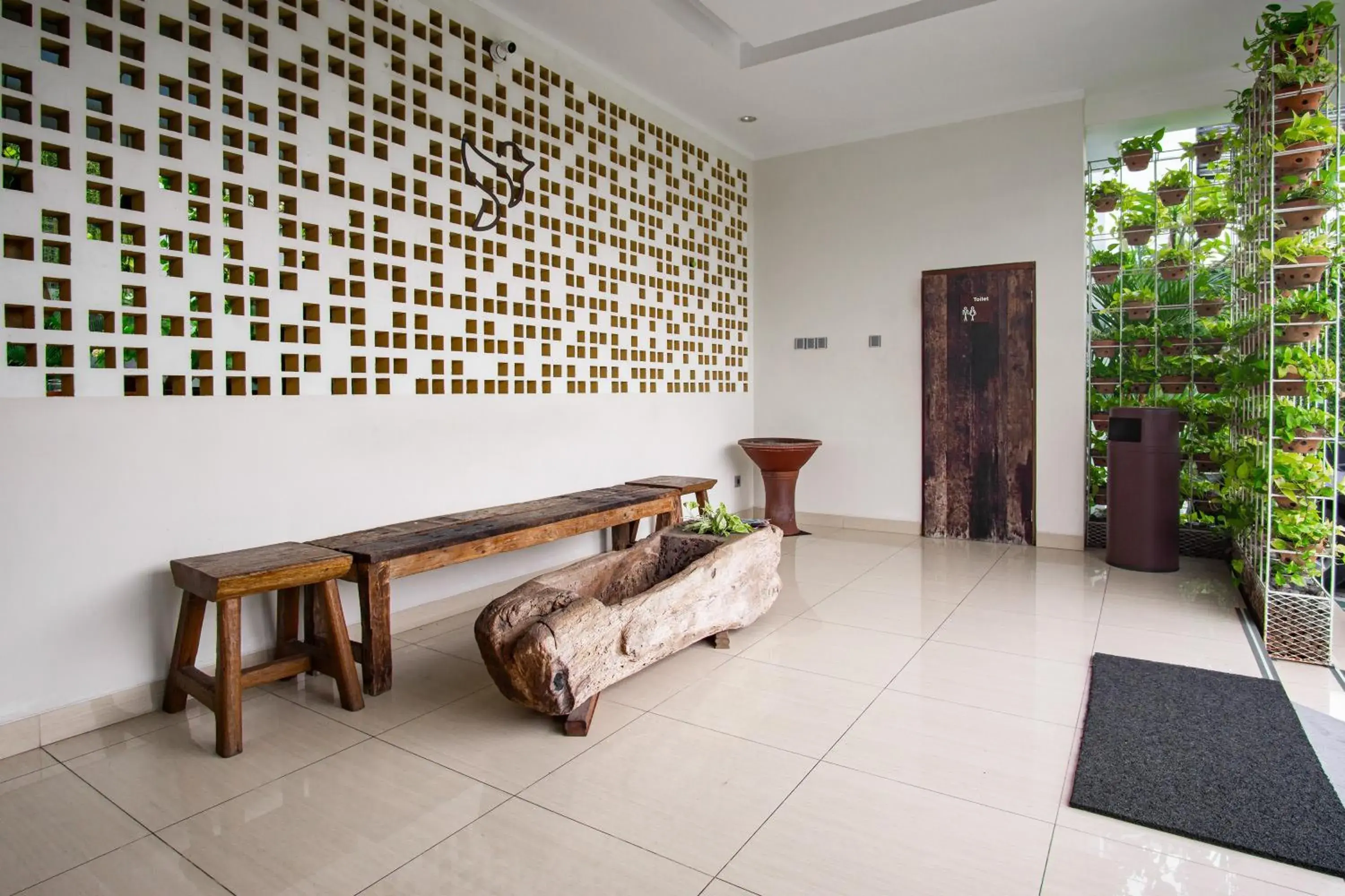 Lobby or reception in Roemah Kenari Lobby or reception in Roemah Kenari