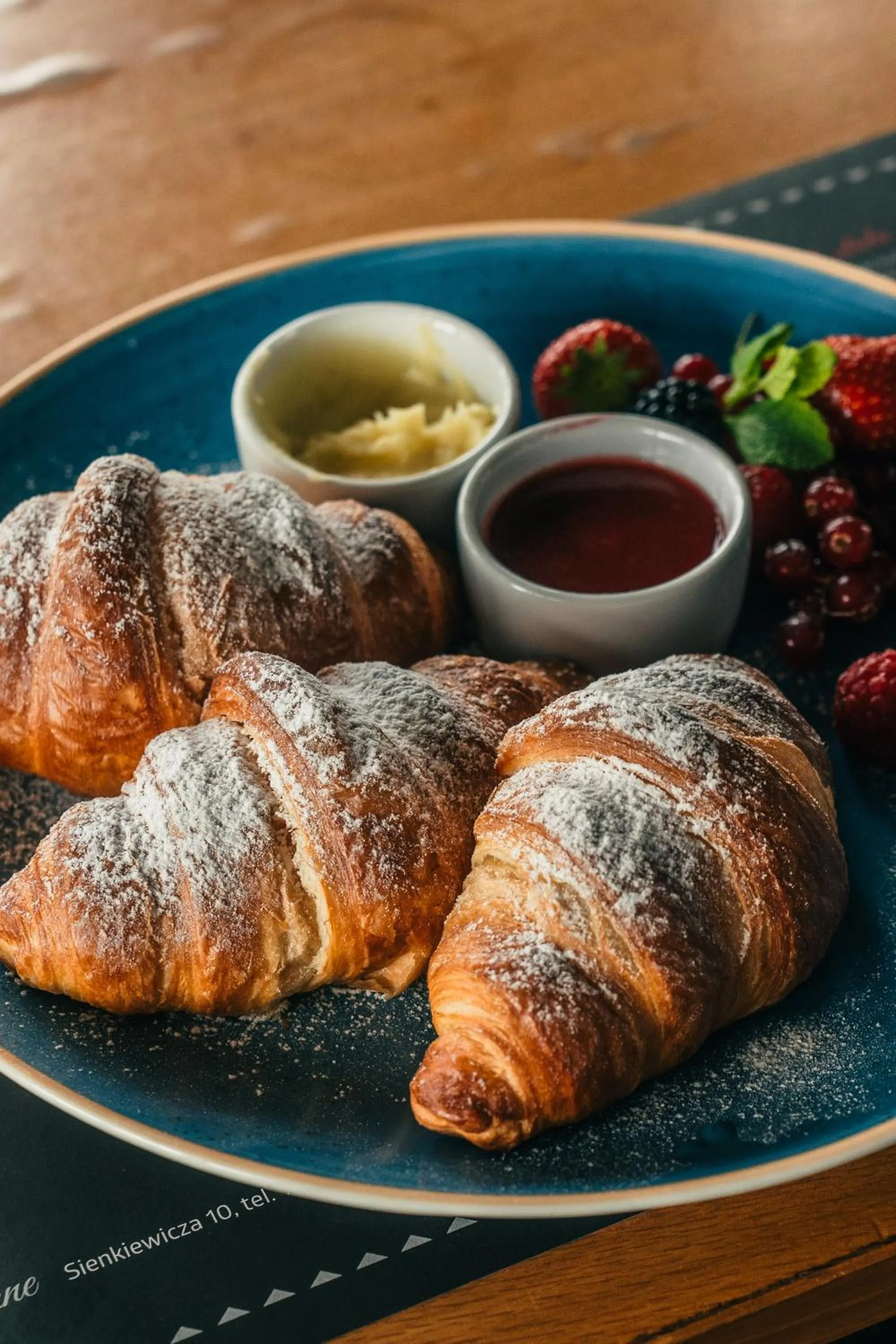 Restaurant/places to eat in Villa T Apartments & SPA