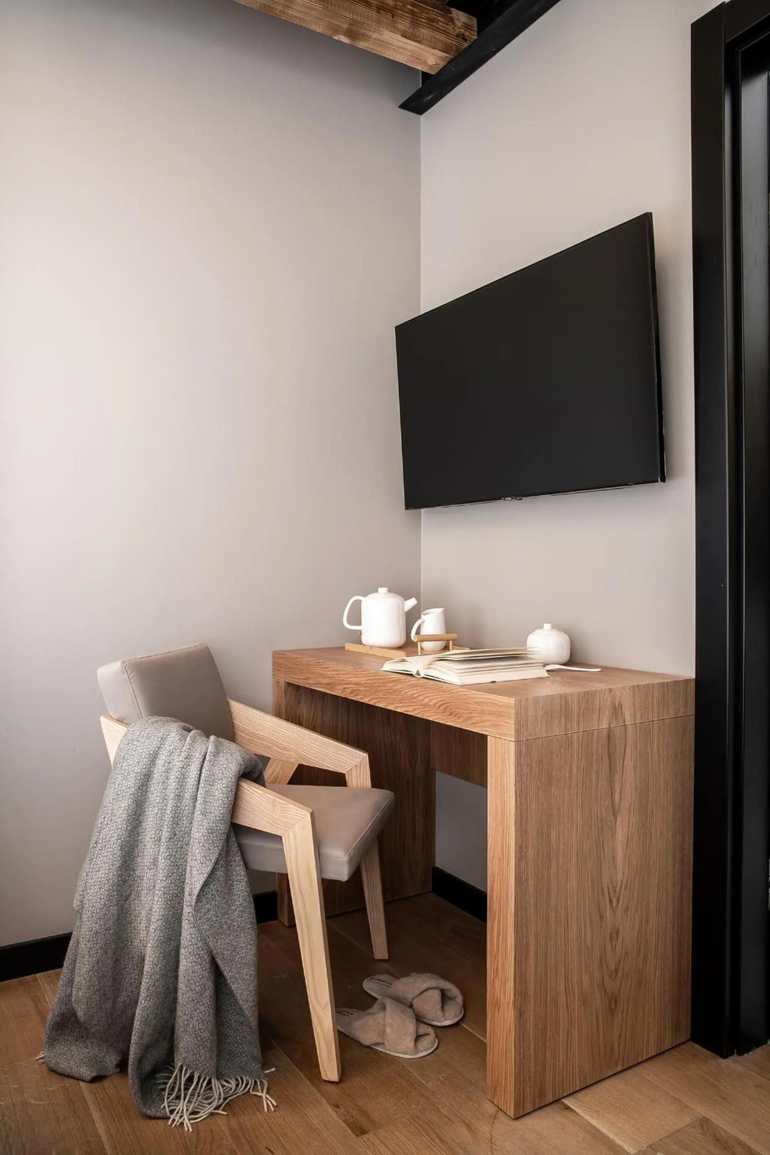 TV and multimedia in Villa T Apartments & SPA