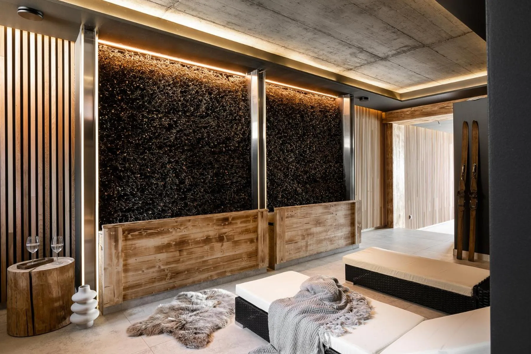 Activities, Bed in Villa T Apartments & SPA