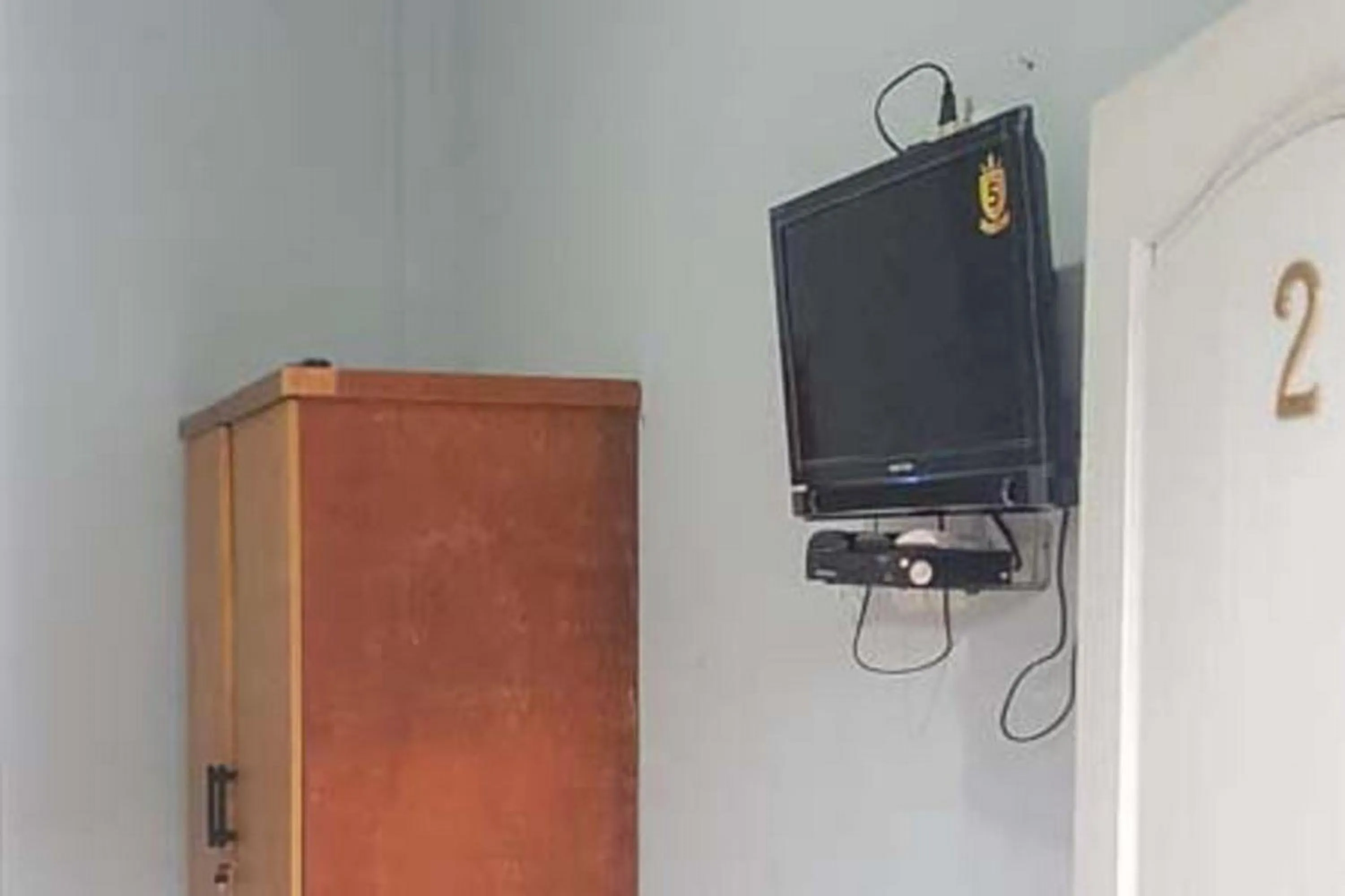 TV and multimedia in Kai Homestay Near Anyer Beach RedPartner