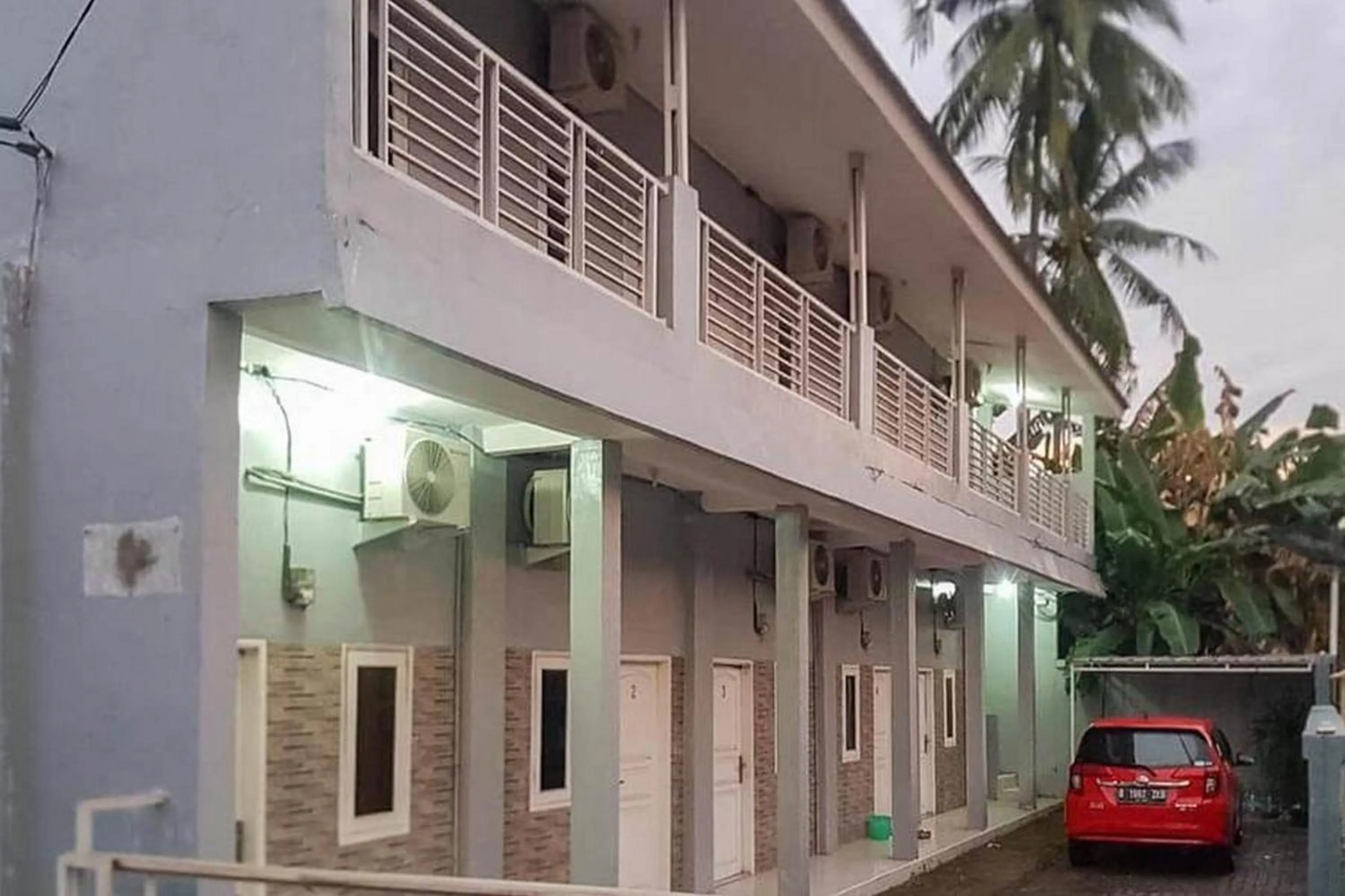 Property building in Kai Homestay Near Anyer Beach RedPartner