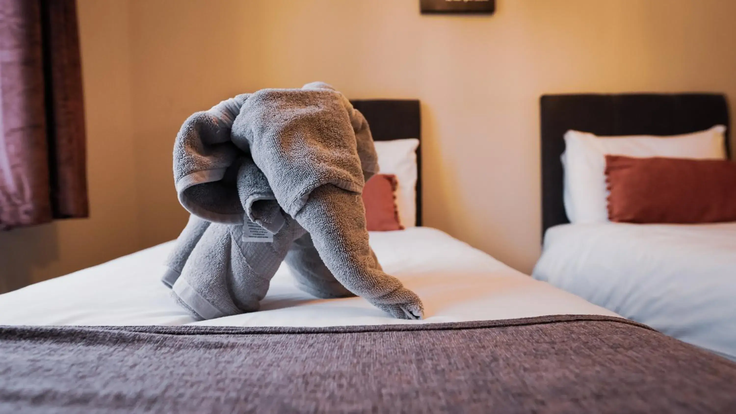 Bedroom, Bed in Warren Wood Country Park Bedroom, Bed in Warren Wood Country Park