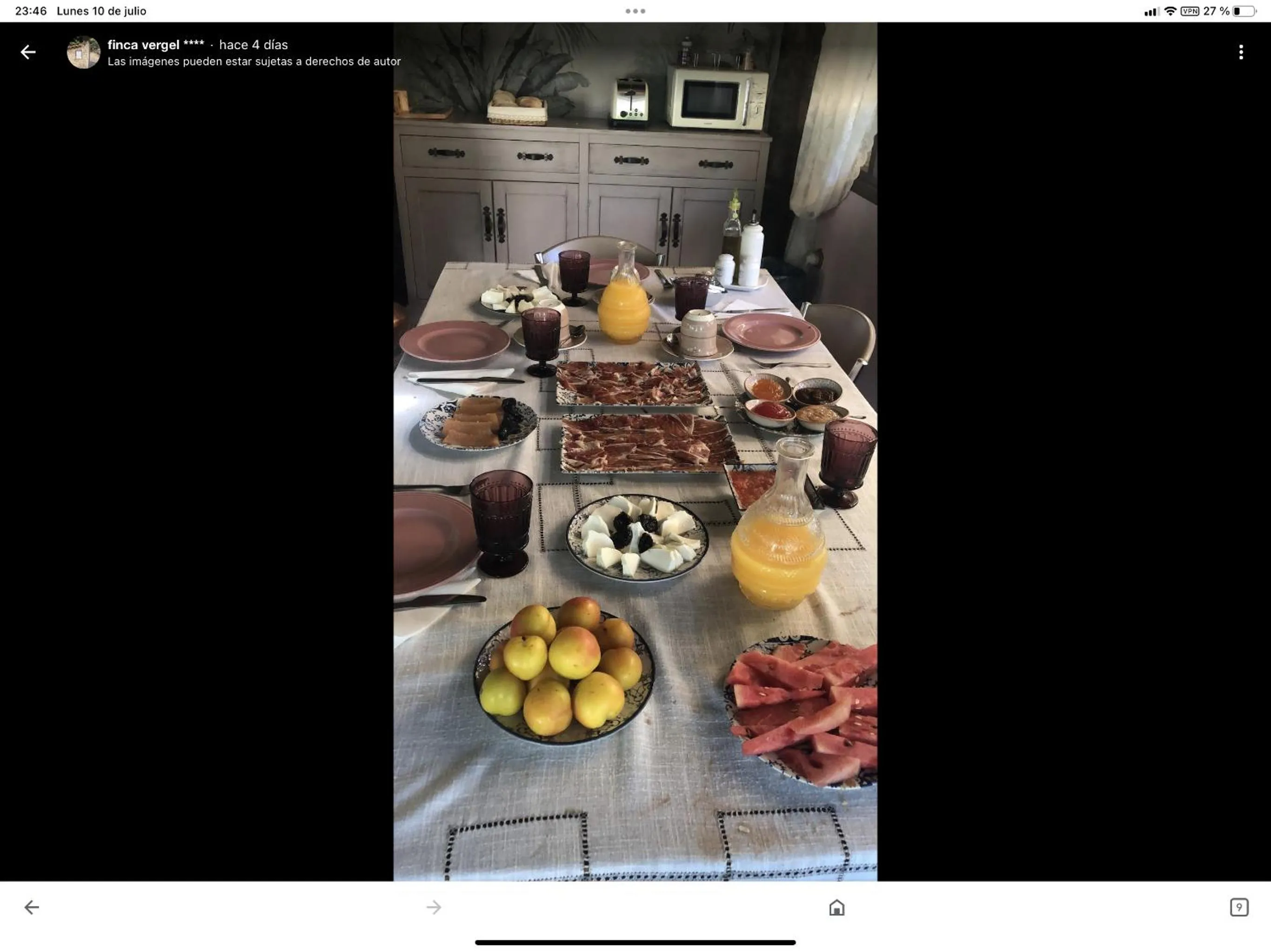 Breakfast in Finca Vergel