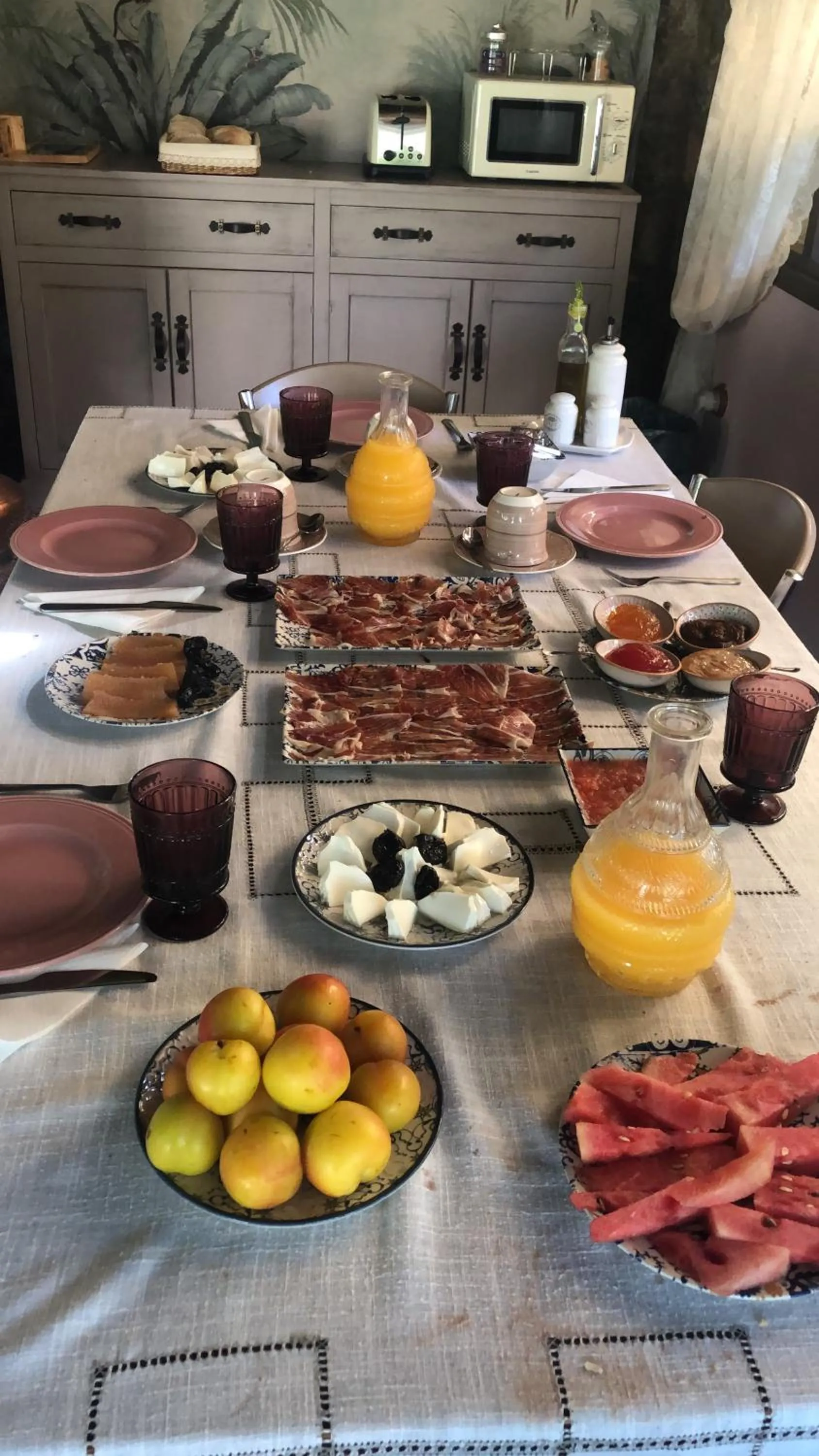 Breakfast in Finca Vergel