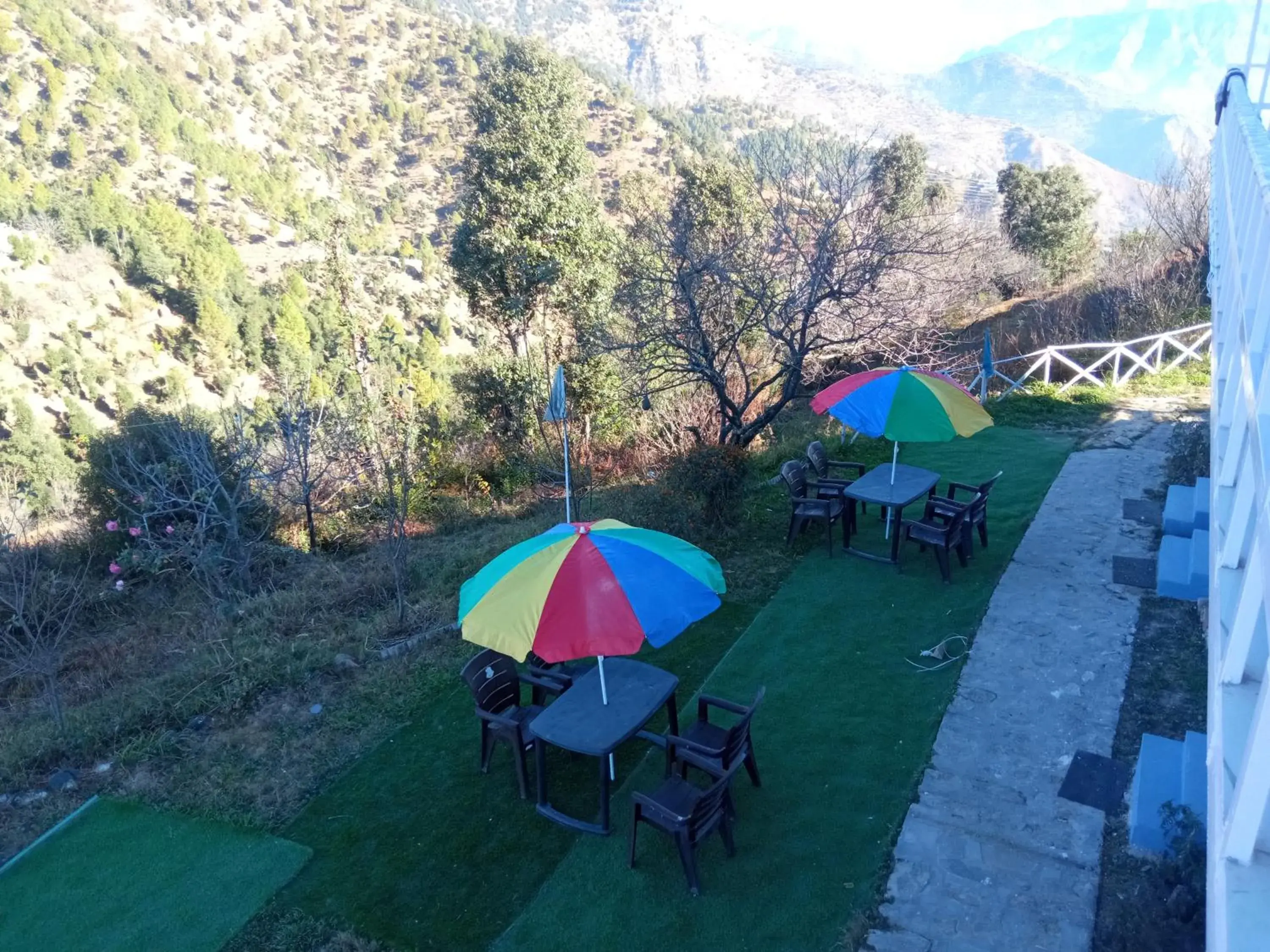 Restaurant/places to eat in IN APPLE ESTATE KANATAL - Himalayan View Resort with Courteous Staff Restaurant/places to eat in IN APPLE ESTATE KANATAL - Himalayan View Resort with Courteous Staff