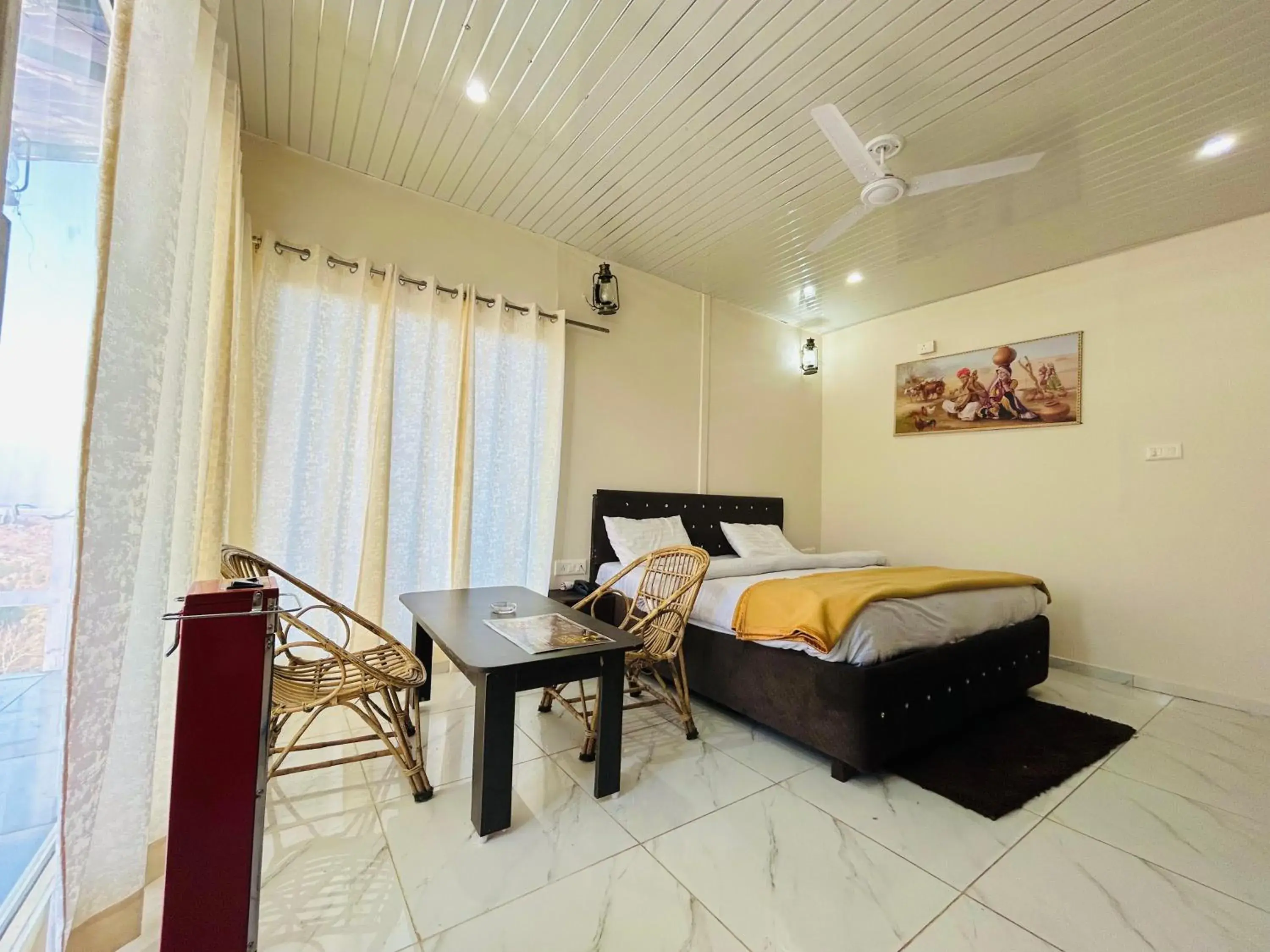 Bed in IN APPLE ESTATE KANATAL - Himalayan View Resort with Courteous Staff Bed in IN APPLE ESTATE KANATAL - Himalayan View Resort with Courteous Staff