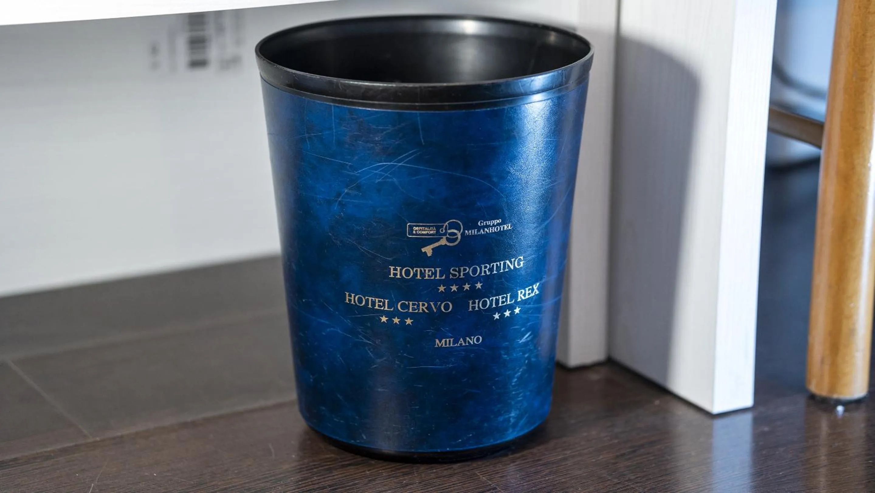 Text overlay in Hotel Rex Milano