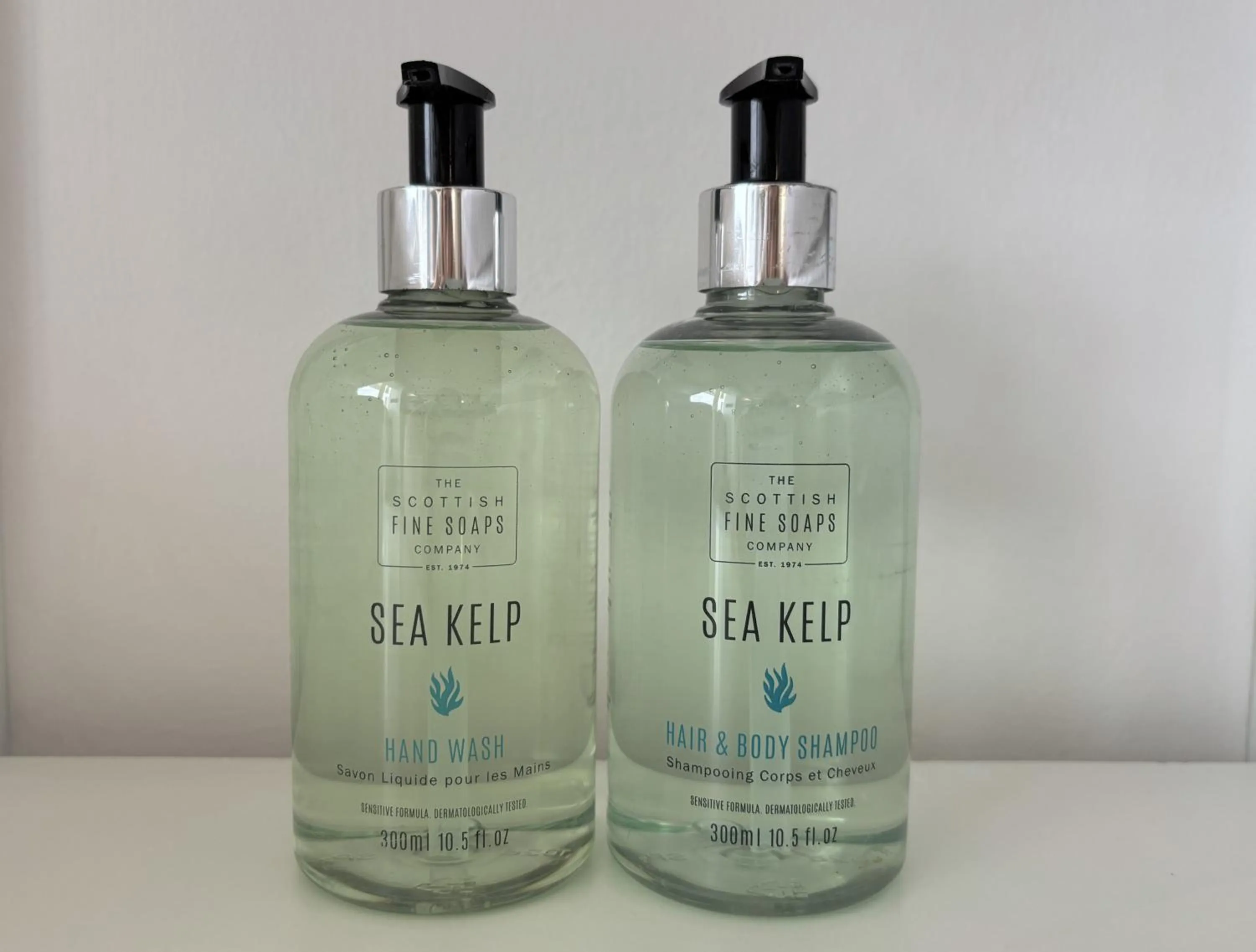 Shower in Broadview Hotel