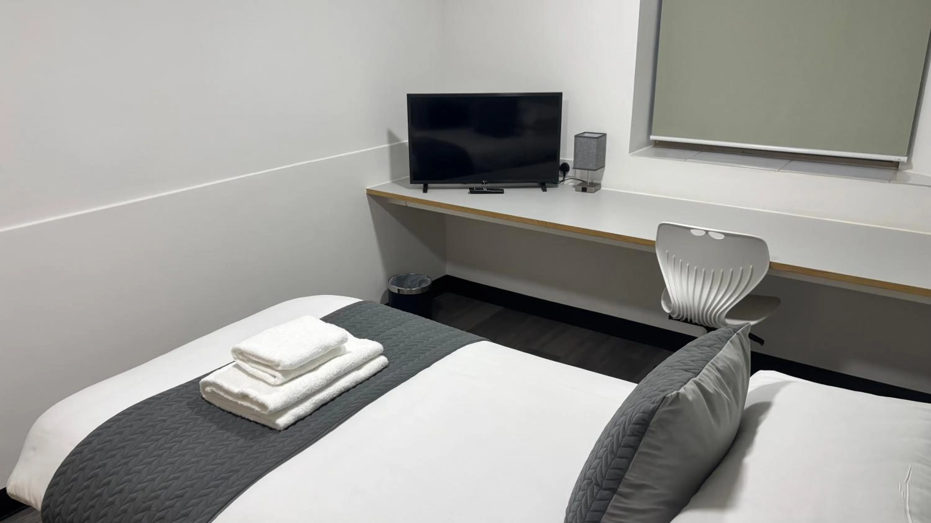 Bed in Broadview Hotel